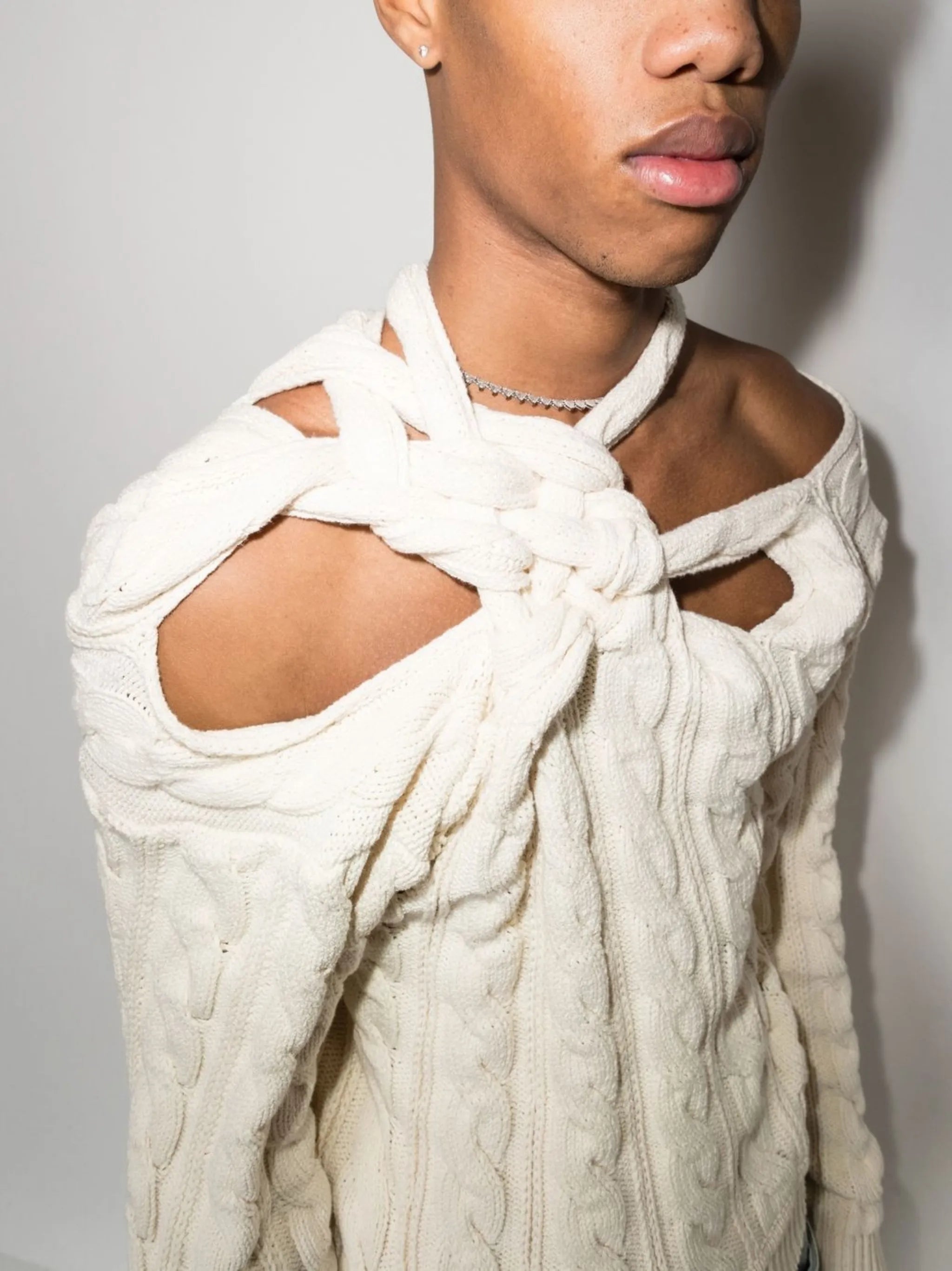 knot-detail cable knit jumper