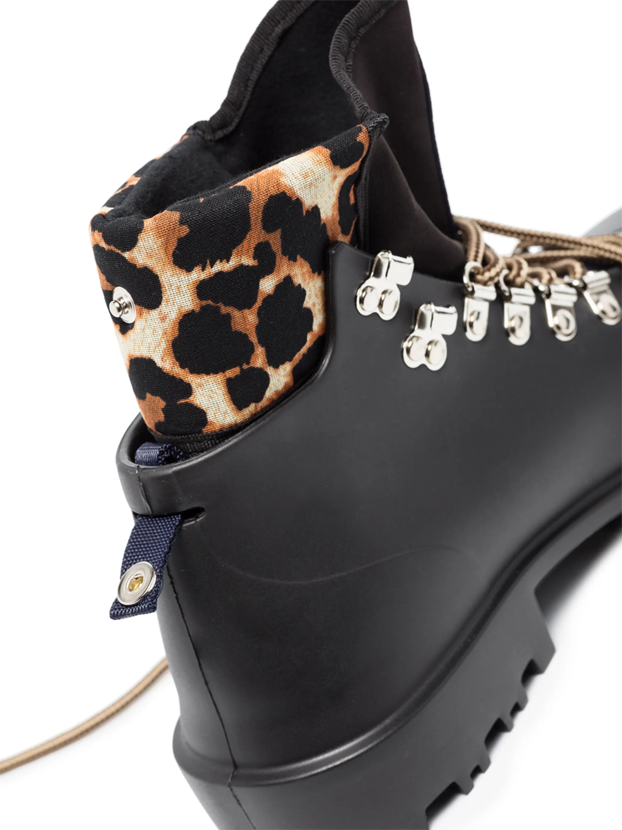 Colorado lace-up boots