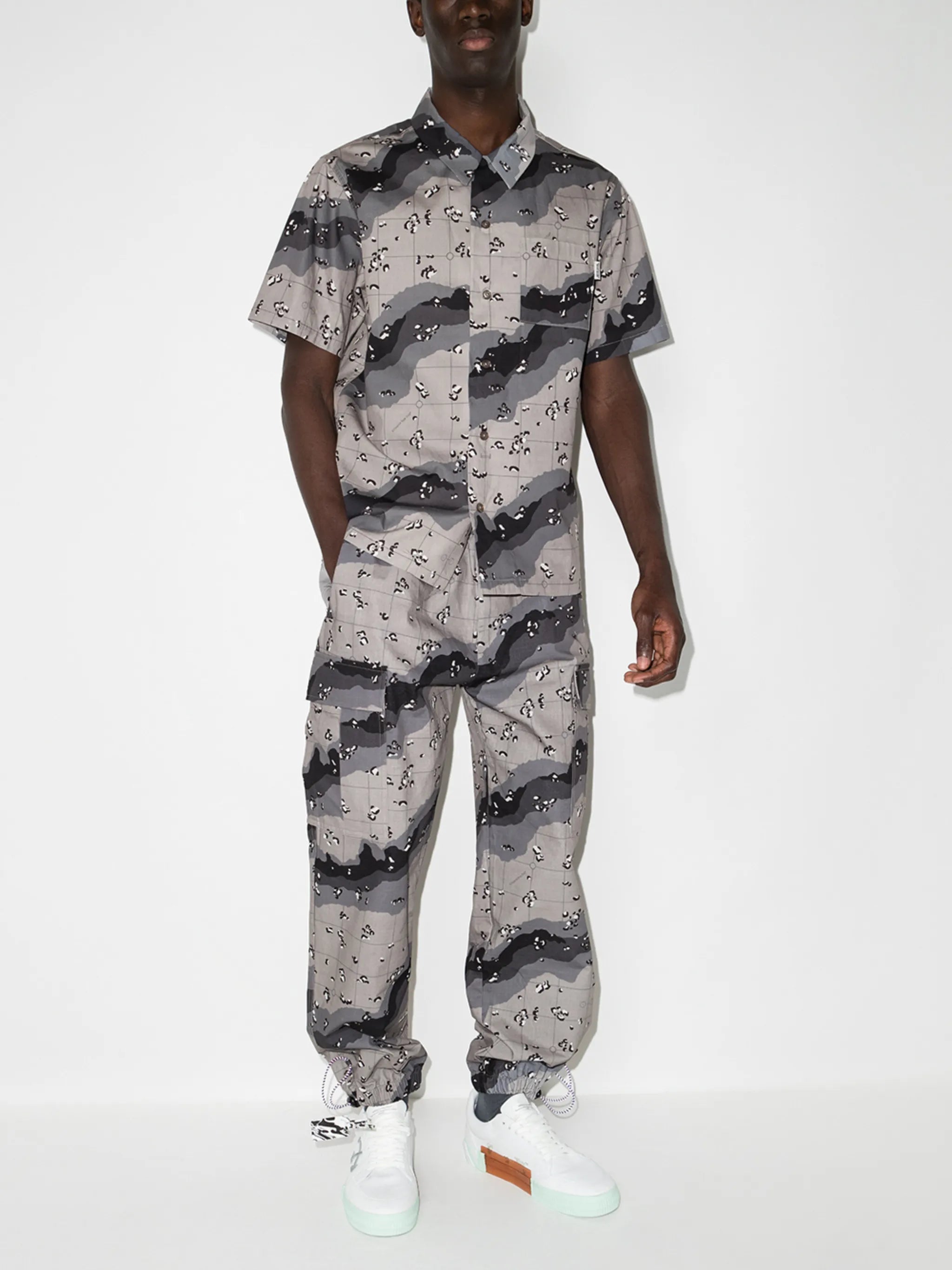 camouflage-print cargo trousers