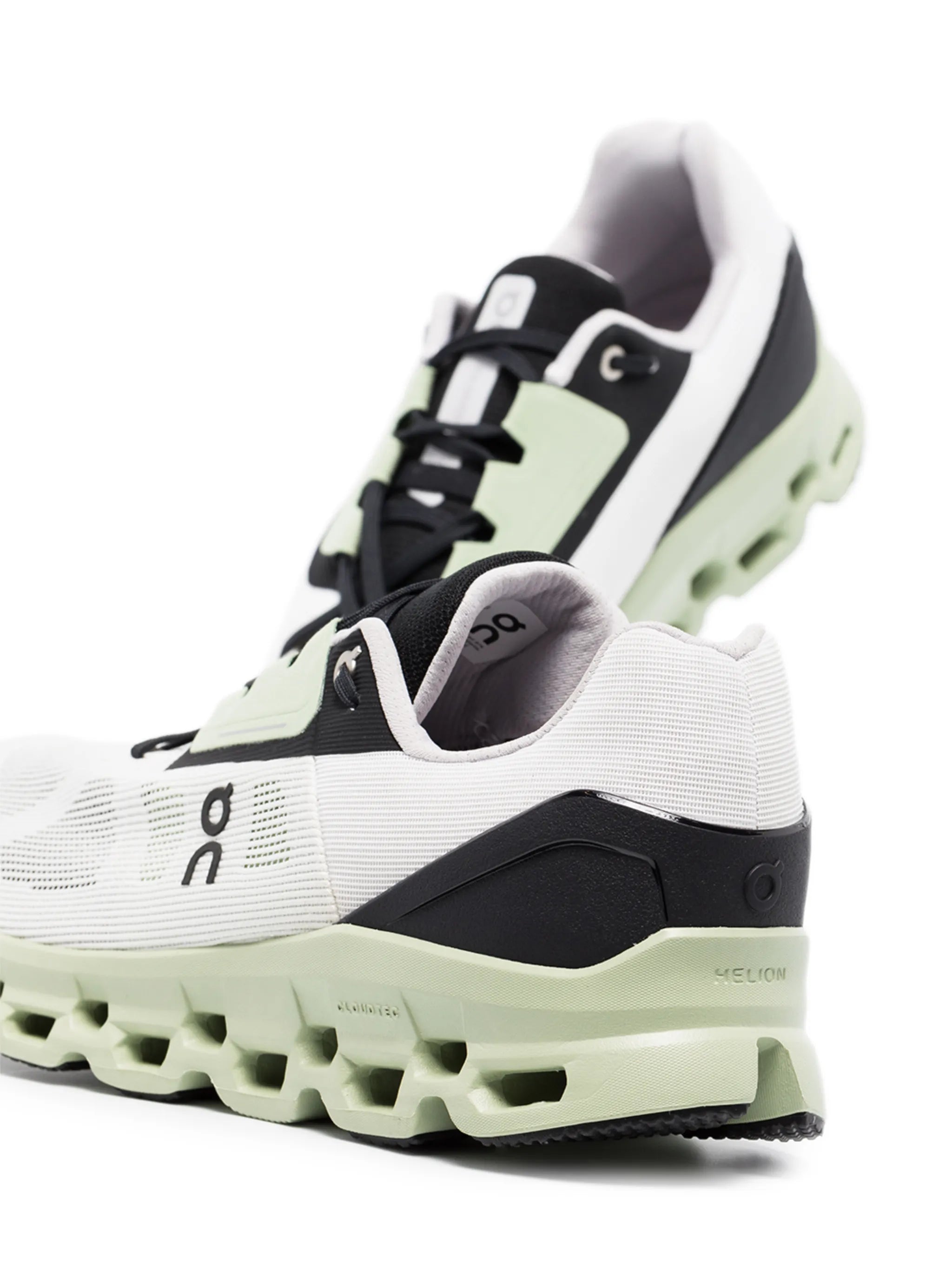 Cloudstratus low-top sneakers