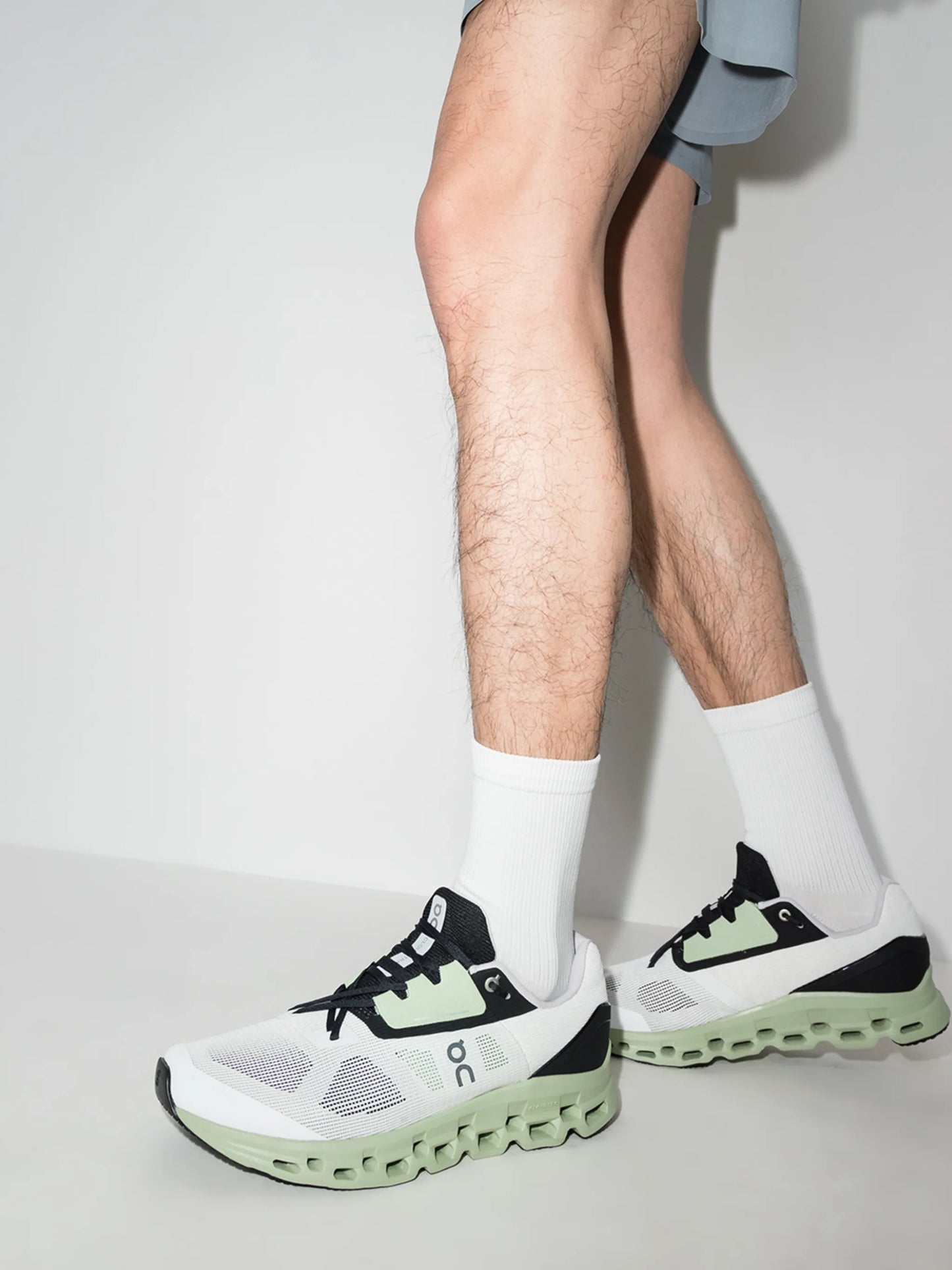 Cloudstratus low-top sneakers