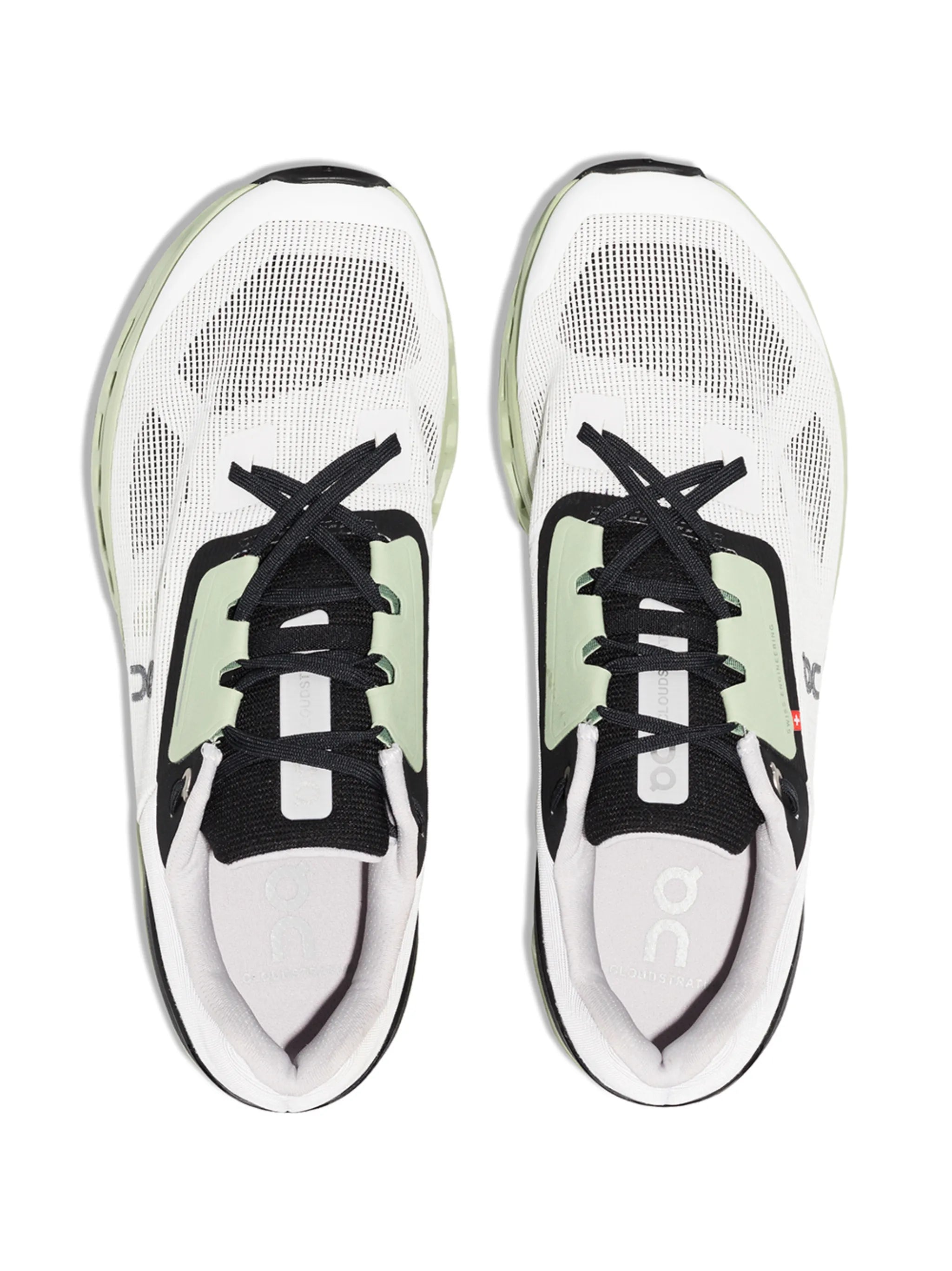Cloudstratus low-top sneakers