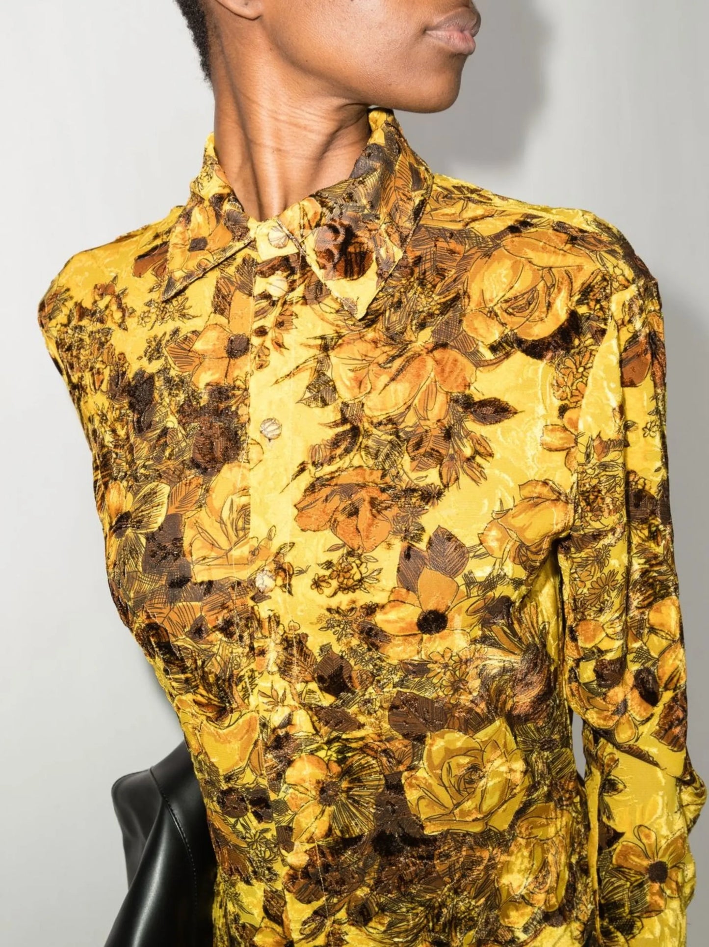 floral-print button-up shirt