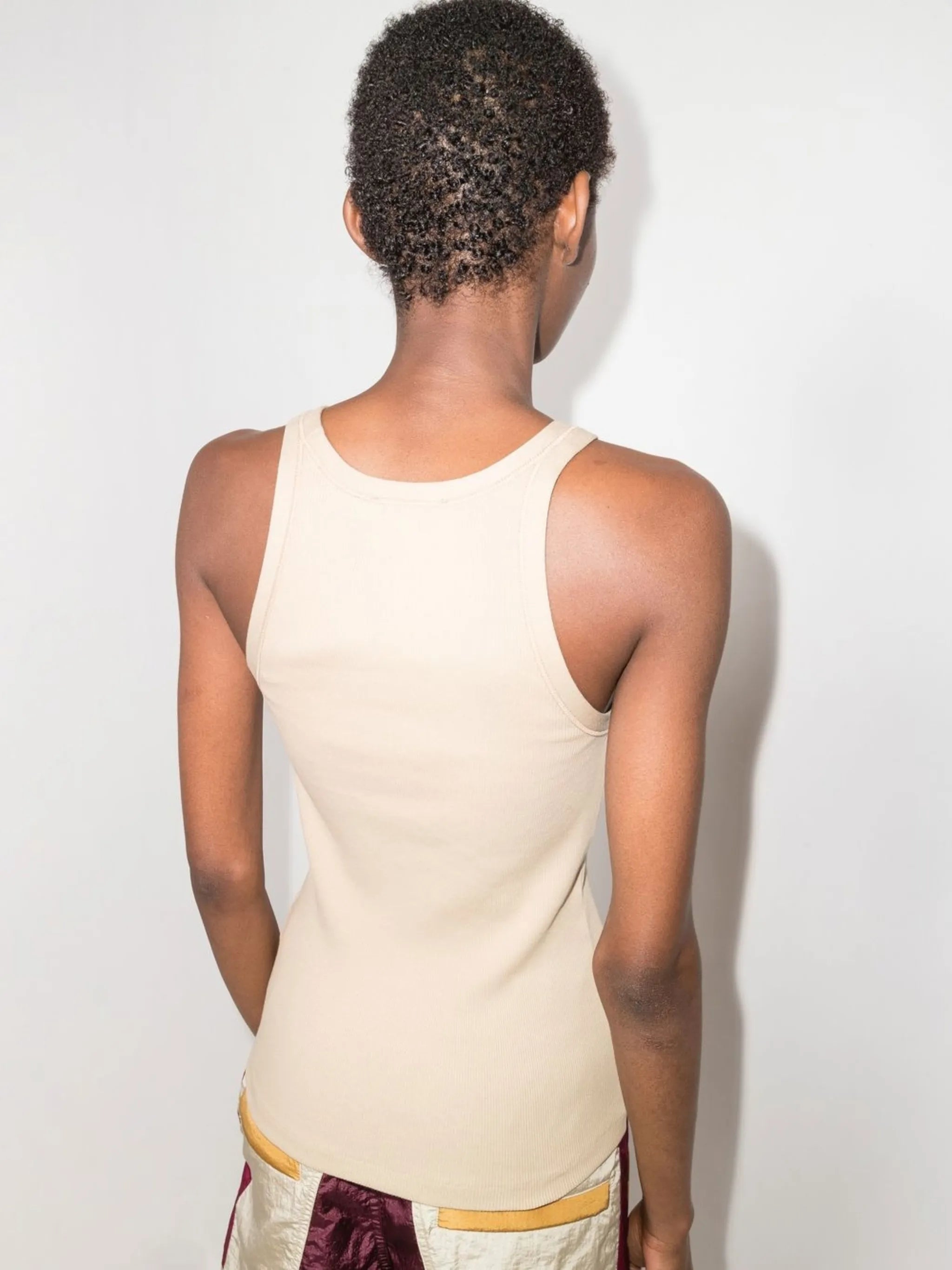 sleeveless tank top