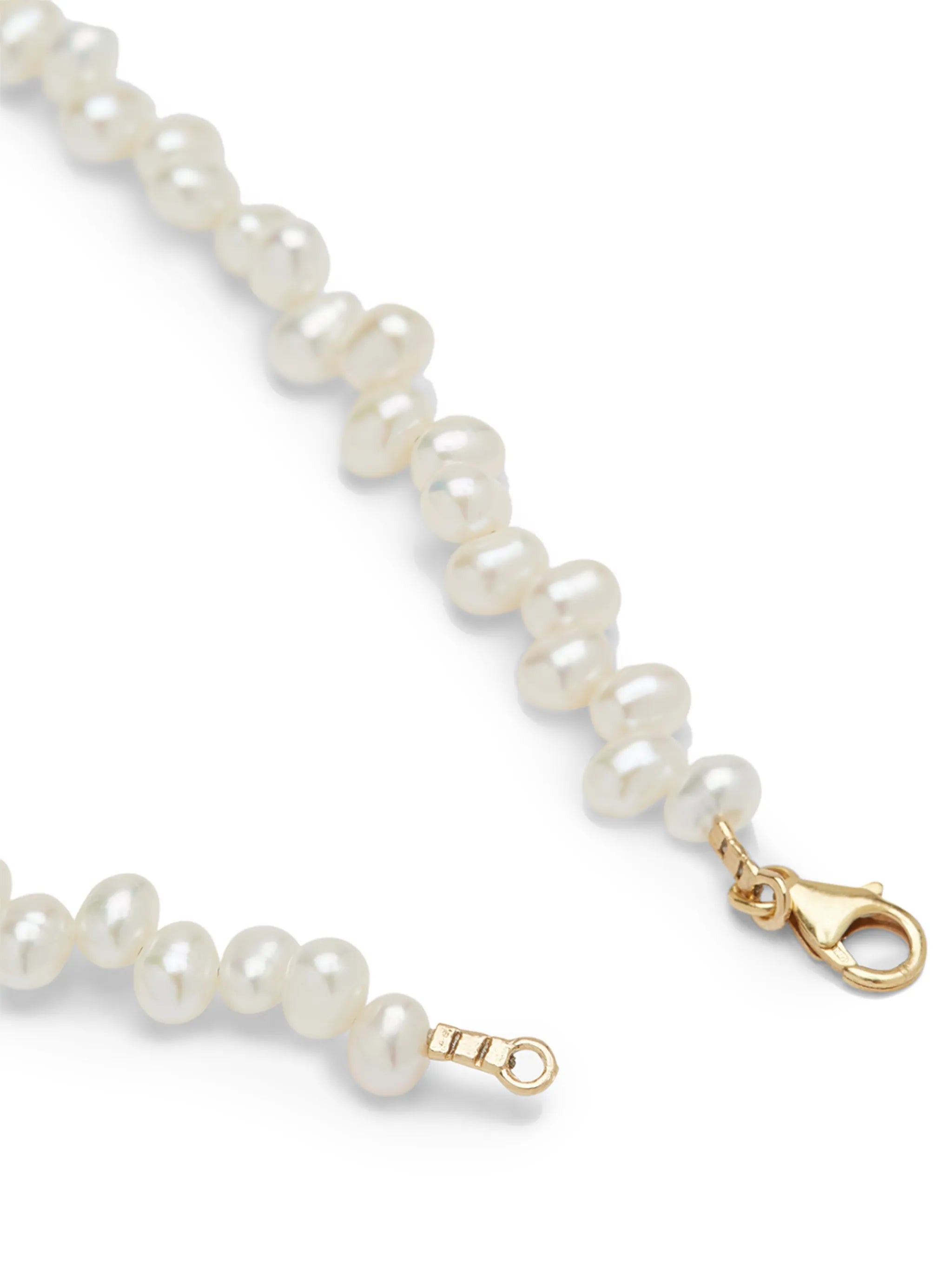 La Calliope choker necklace
