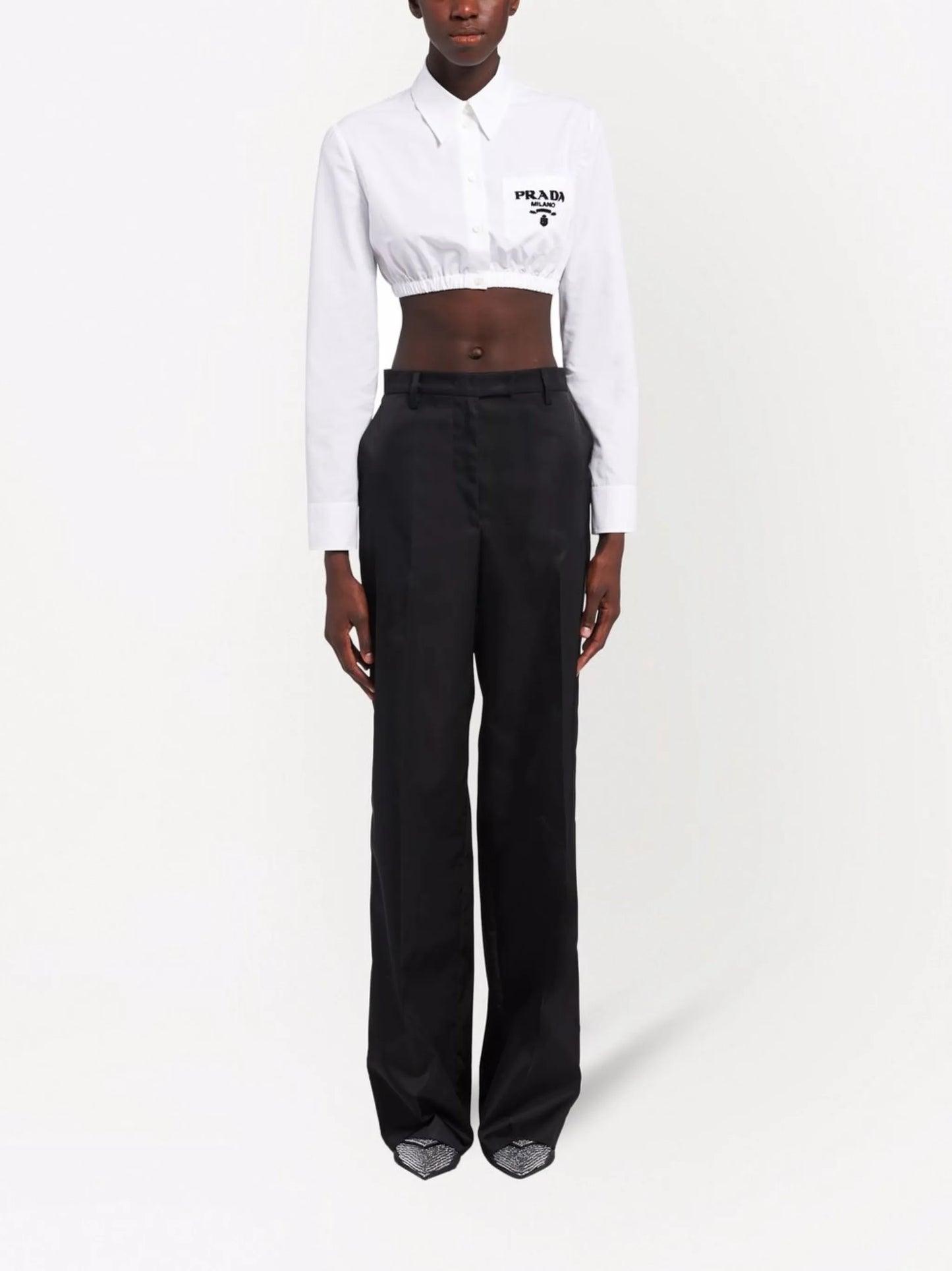 embroidered-logo cropped poplin shirt
