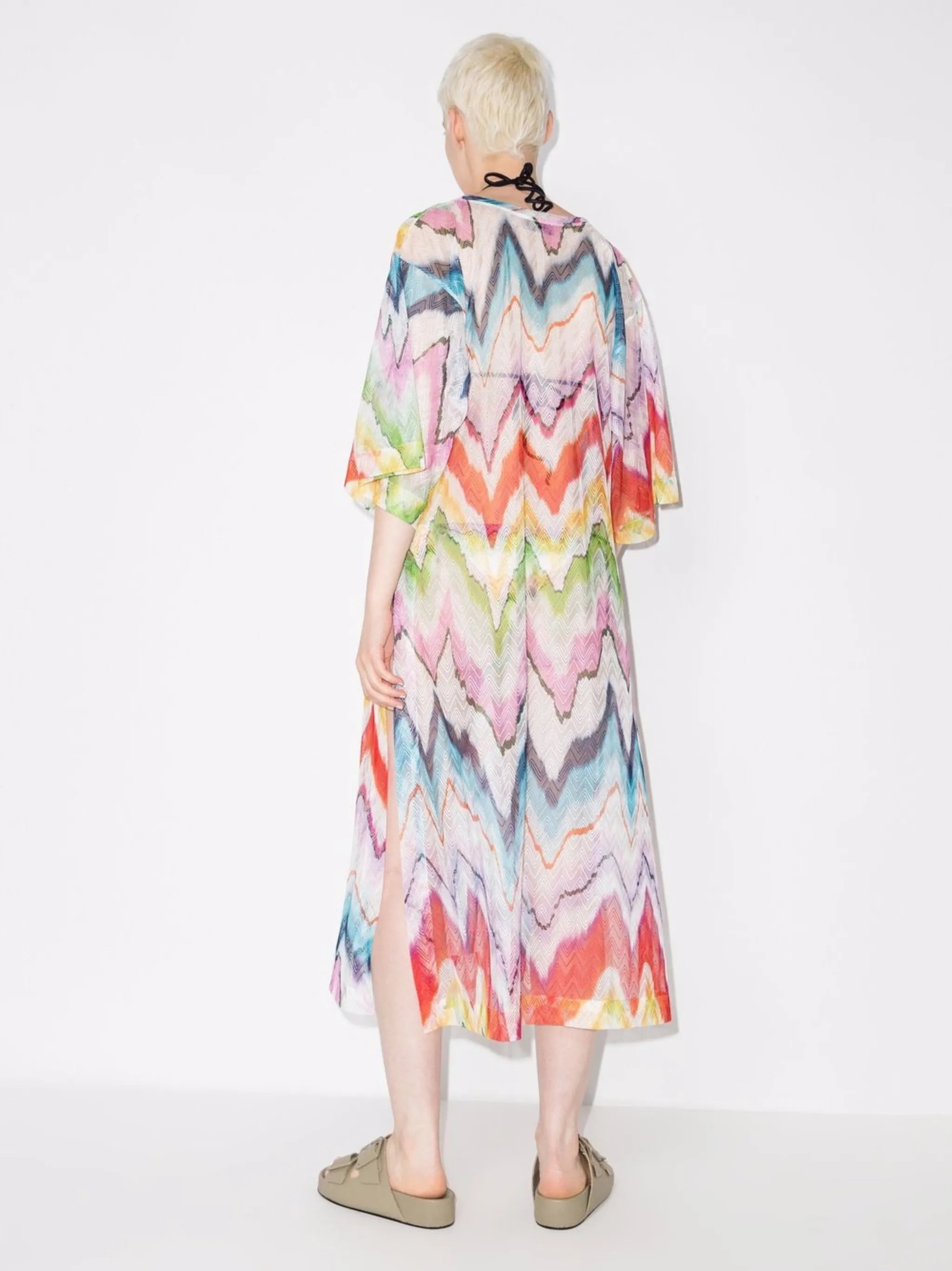 zigzag-print V-neck dress