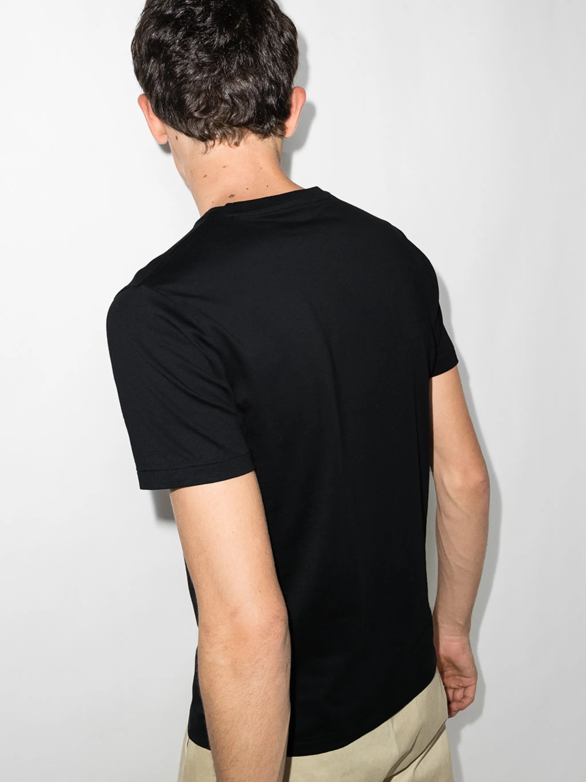 logo-embroidered T-shirt