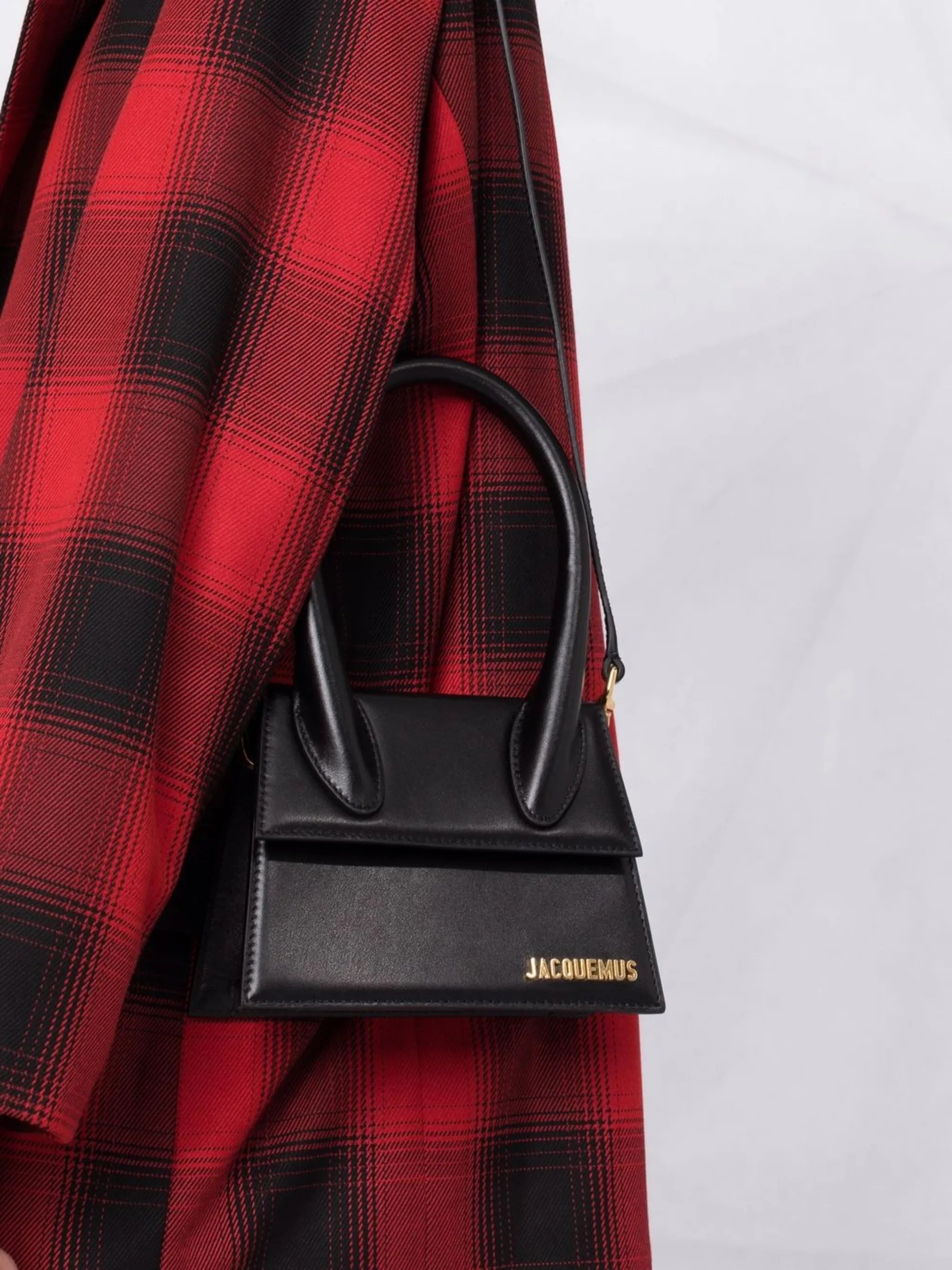 Le Chiquito shoulder bag