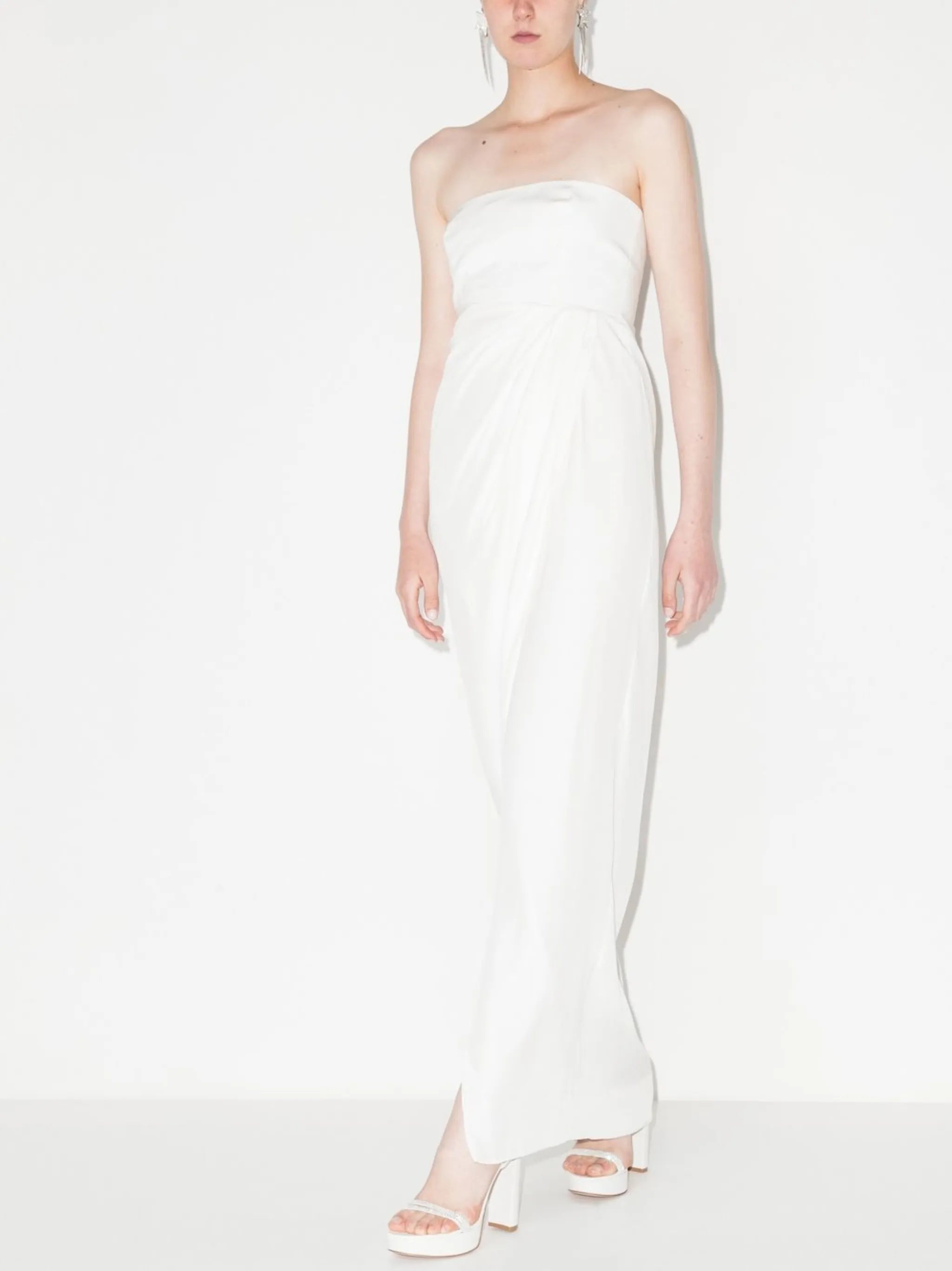 sleeveless long dress
