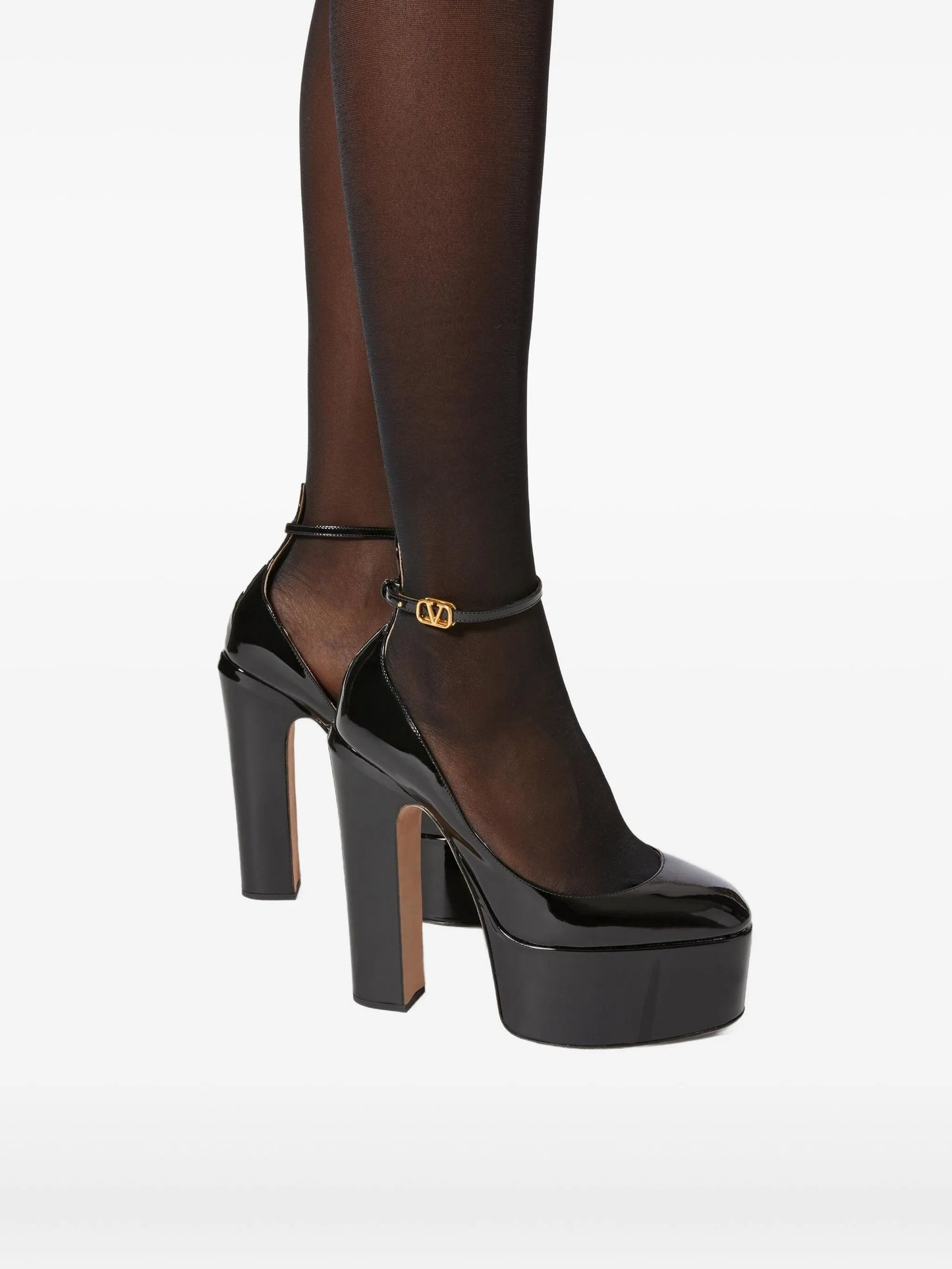 155mm Tan-Go platform pumps