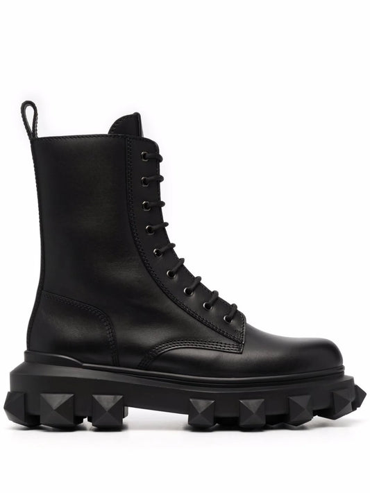 Trackstud combat boots