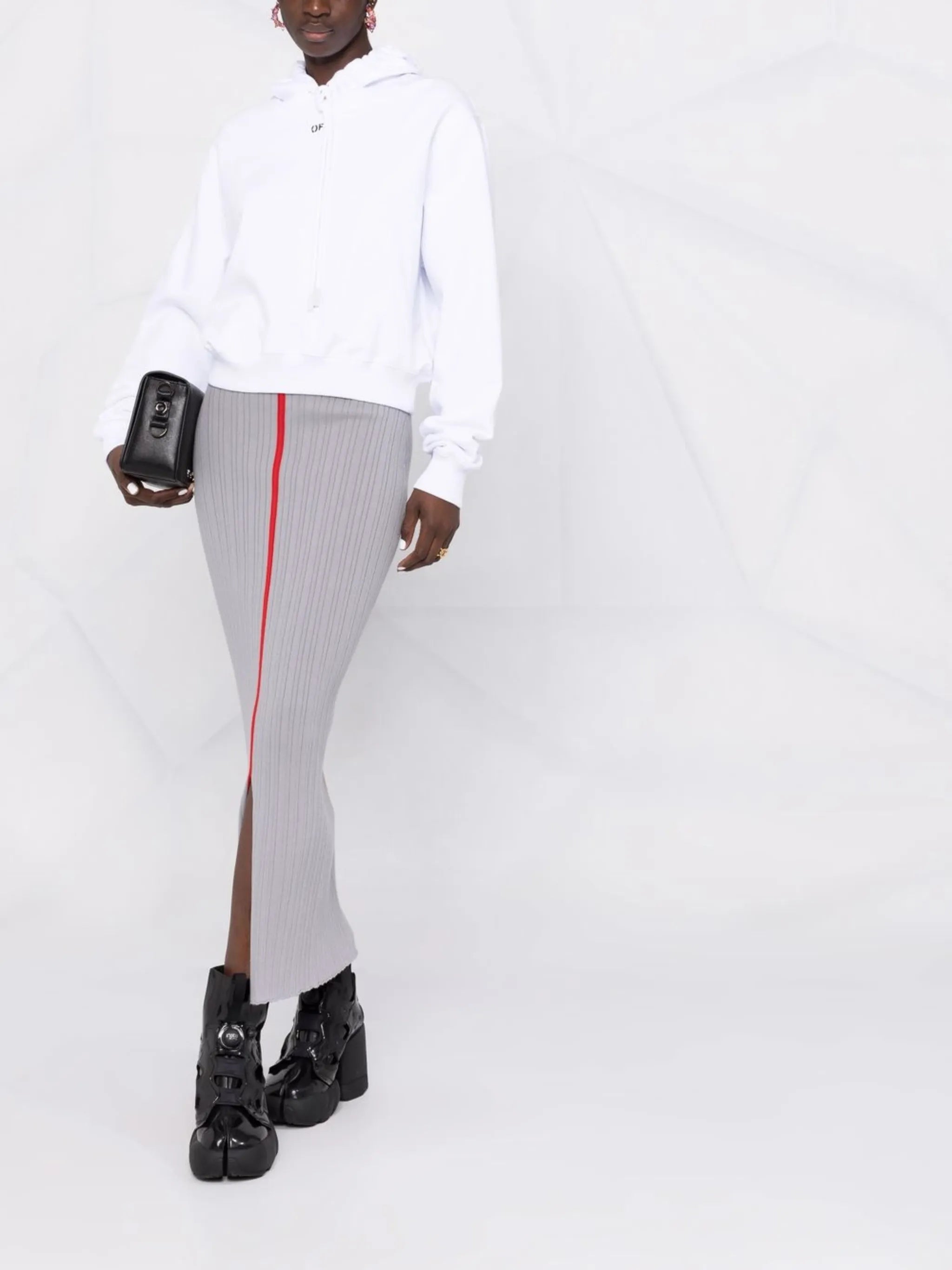 Off-stamp cropped hoodie