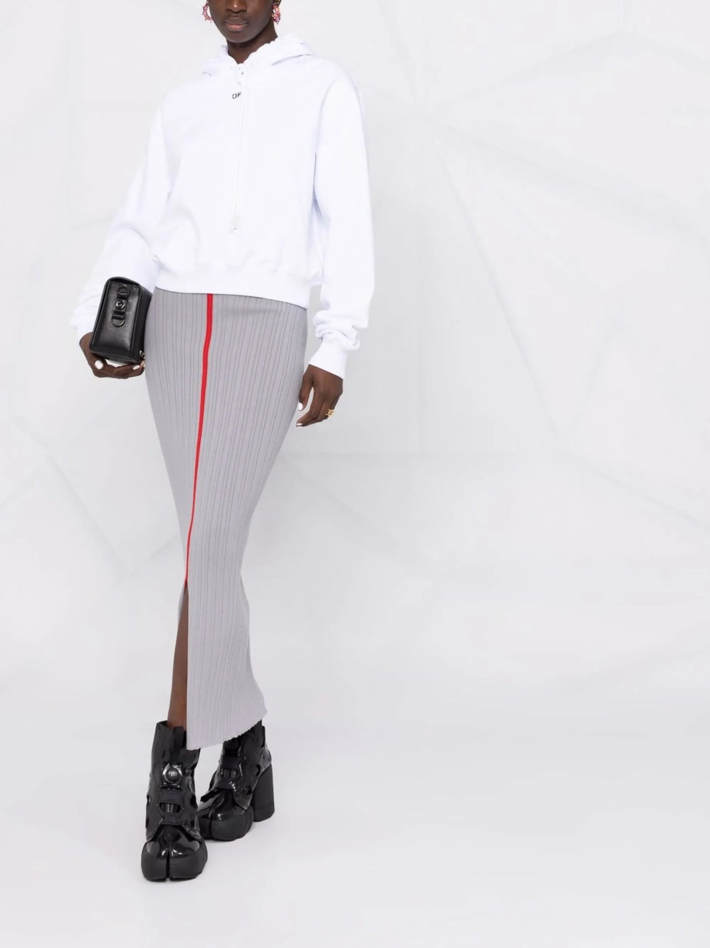 Off-stamp cropped hoodie