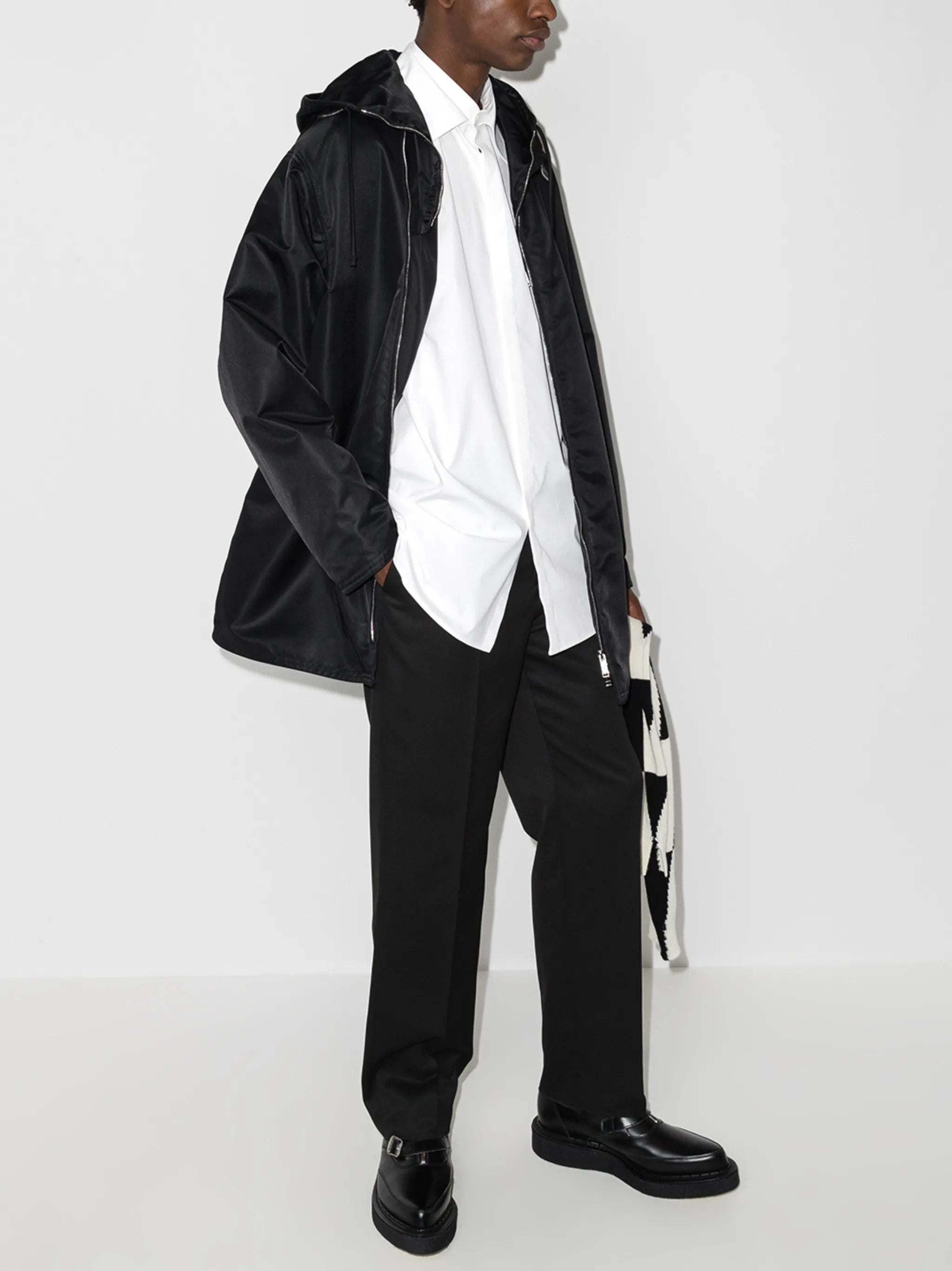 oversize collar shirt