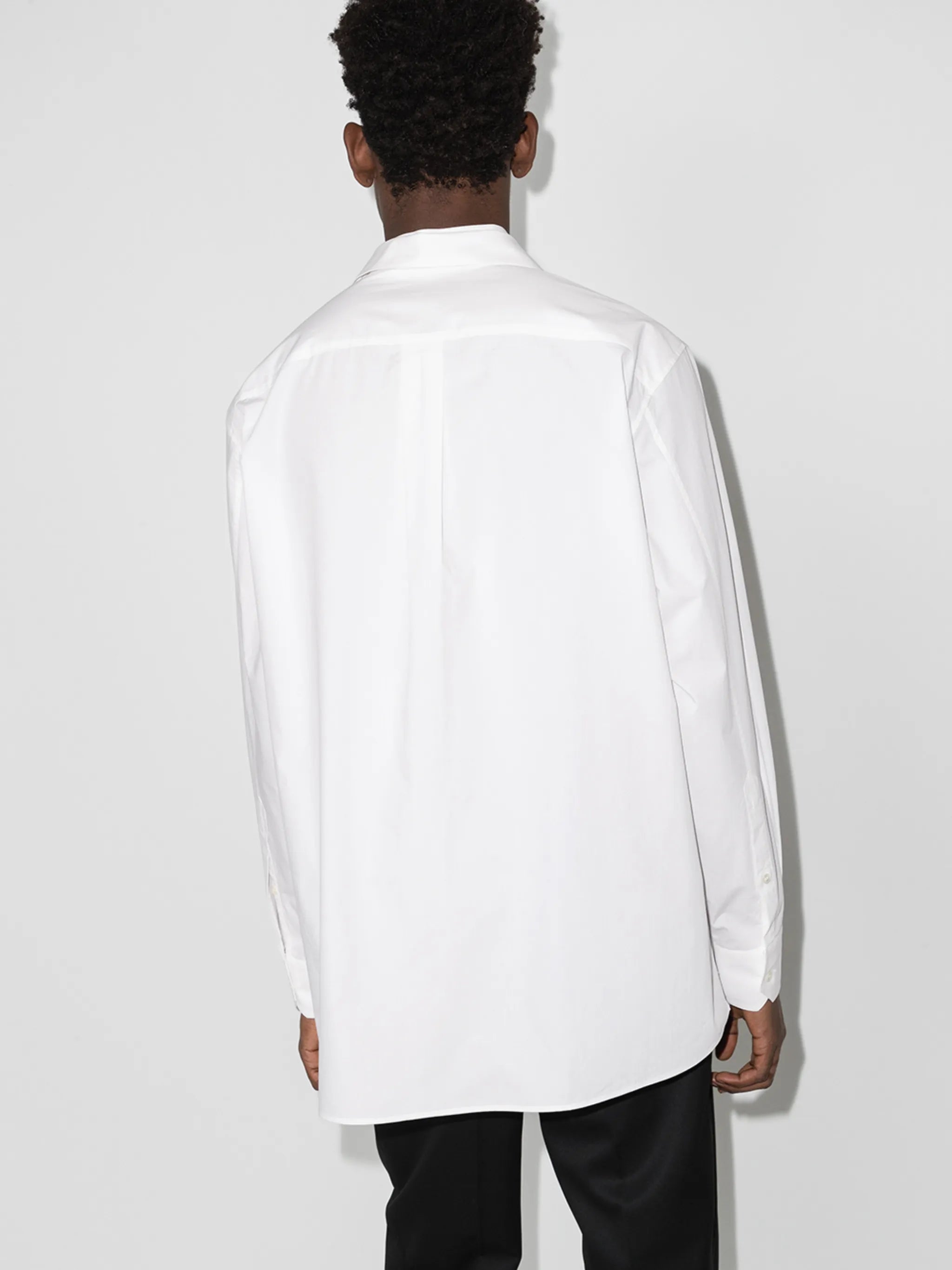 oversize collar shirt