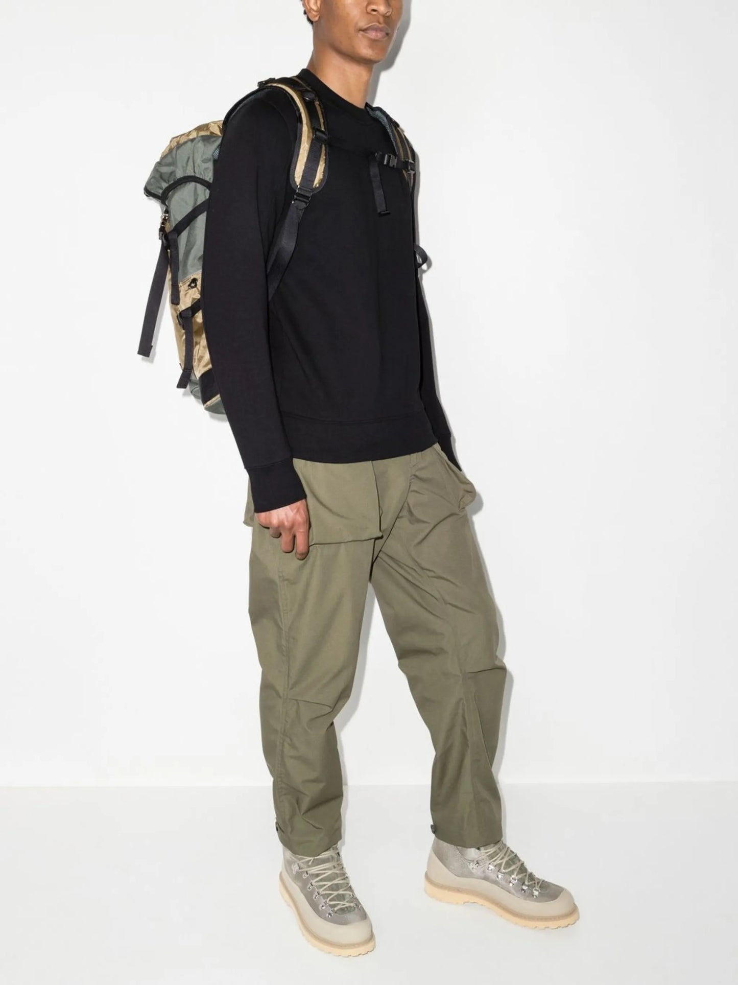 Lens-detail sweatshirt