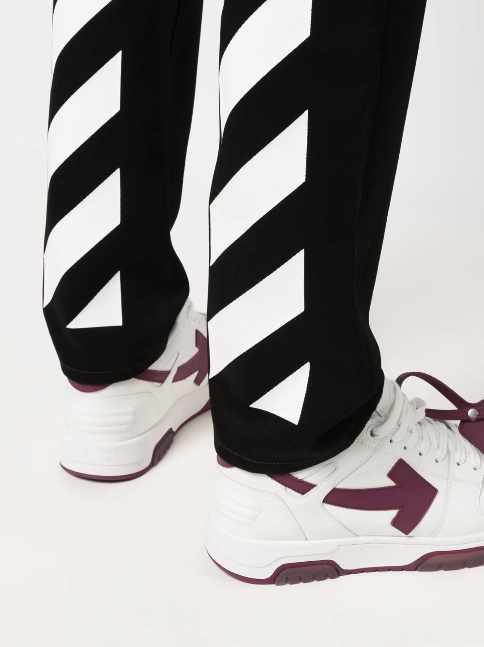 Diag-stripe print slim fit jeans