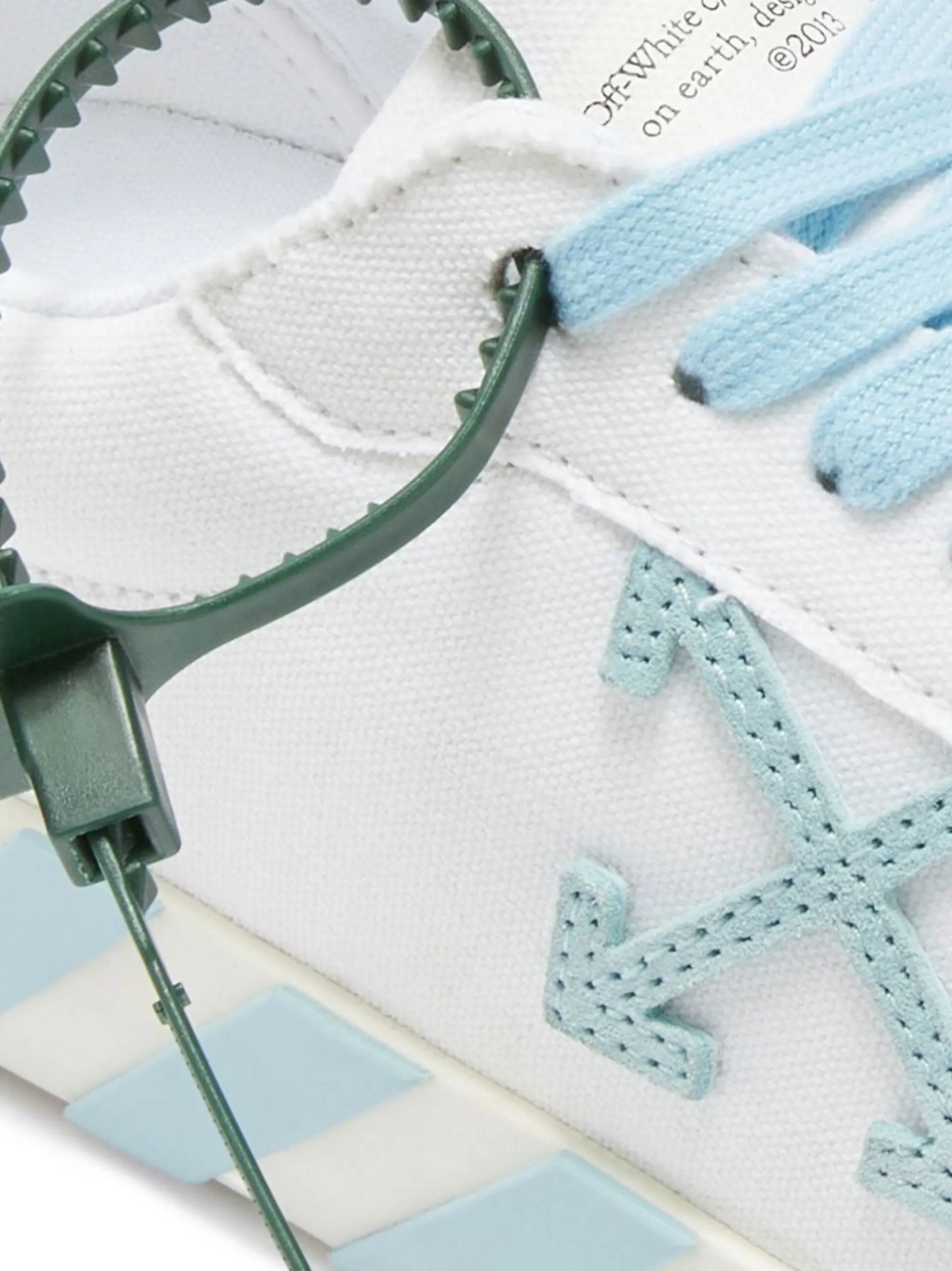 Vulcanized low-top sneakers