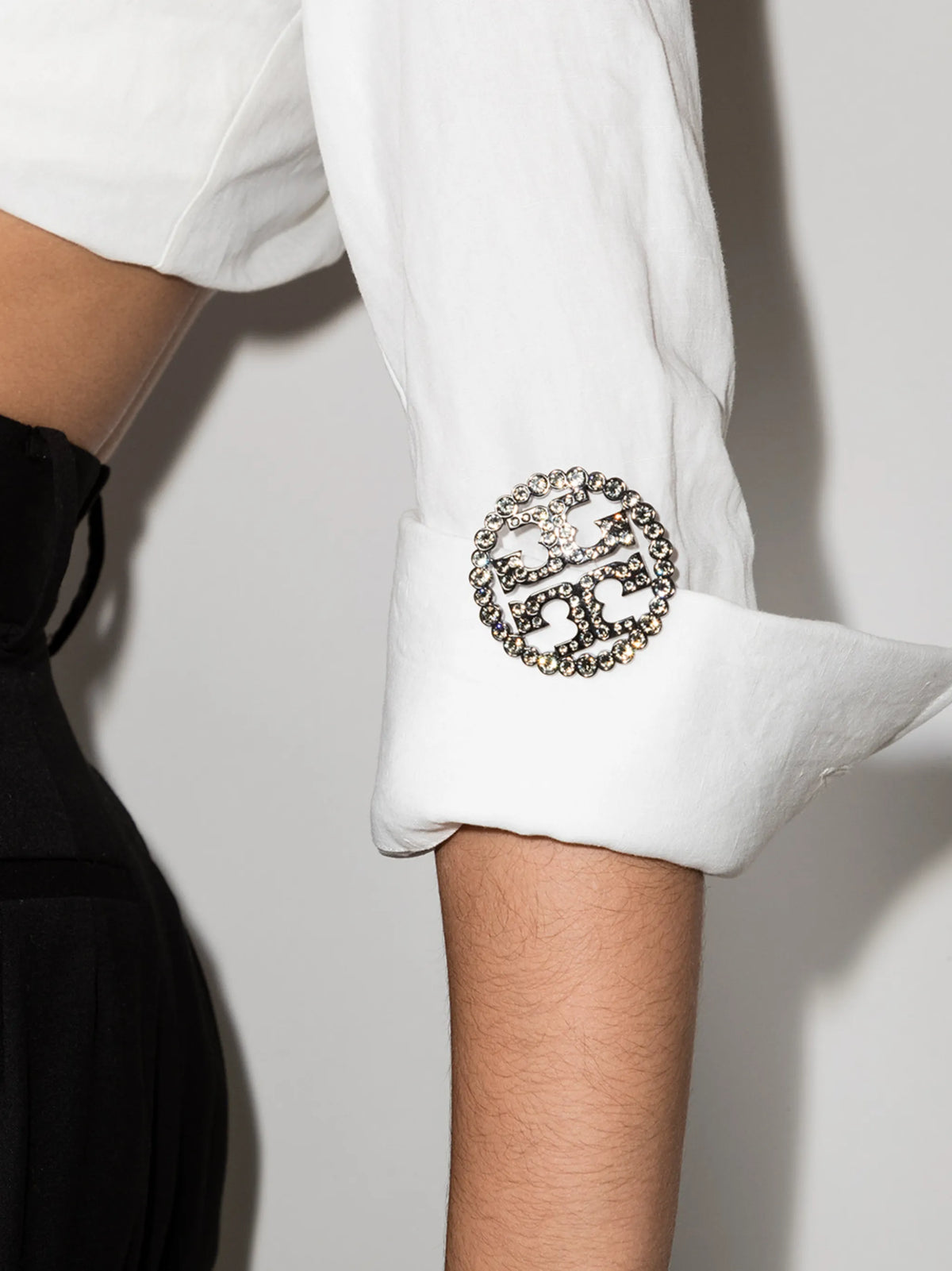 Double T crystal-embellished brooch