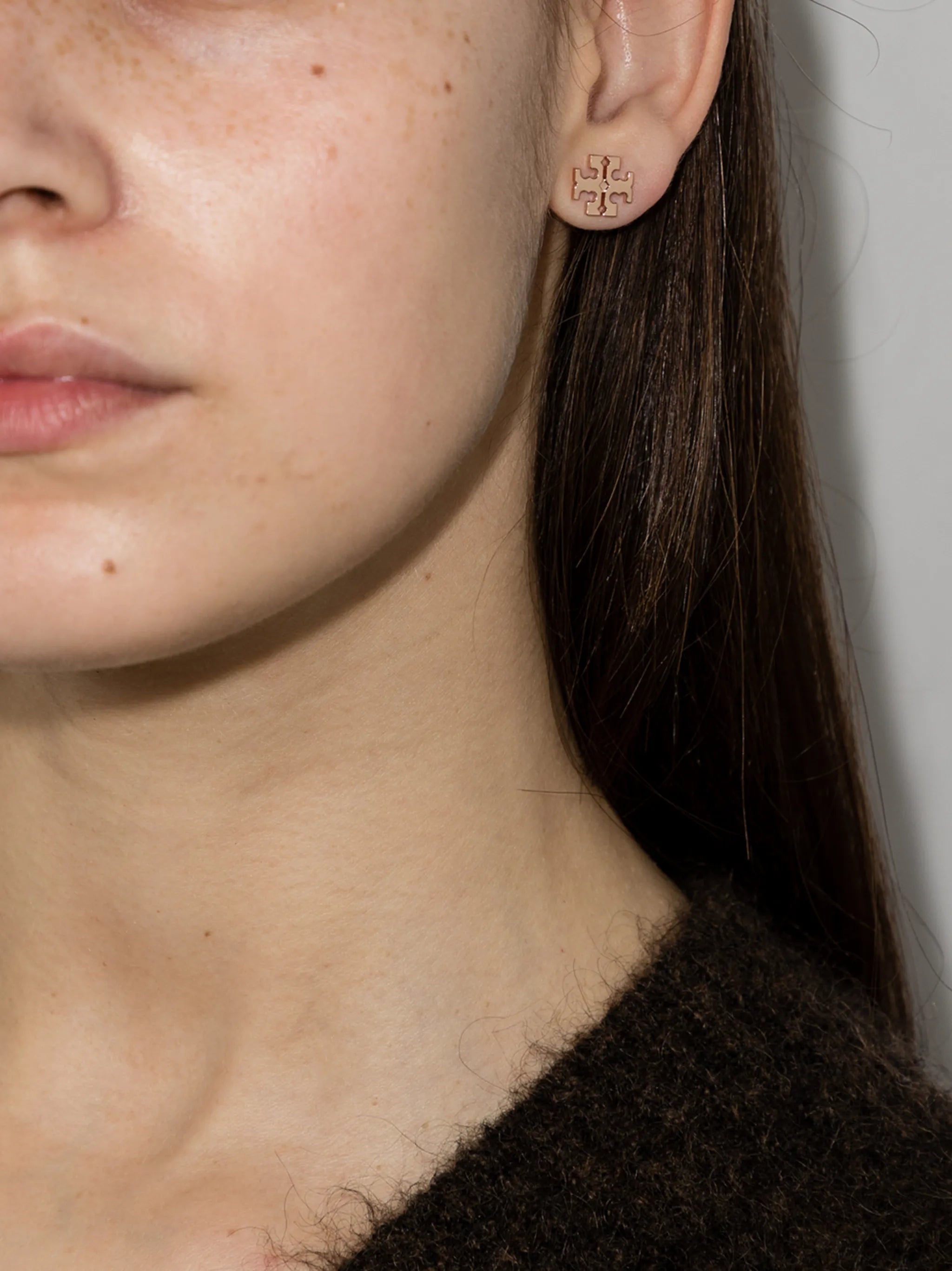 Kira stud earrings