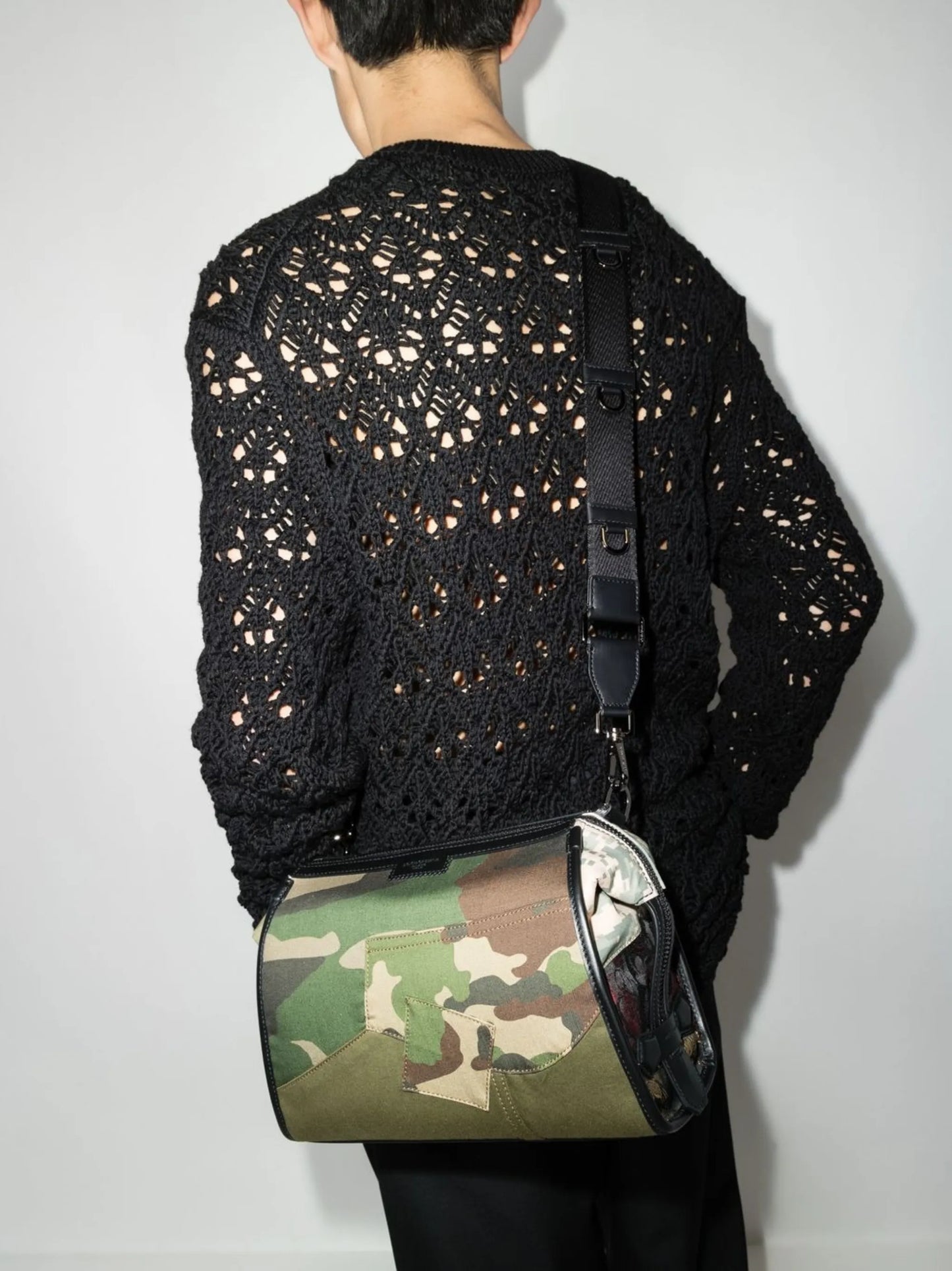 camouflage-print patchwork crossbody bag