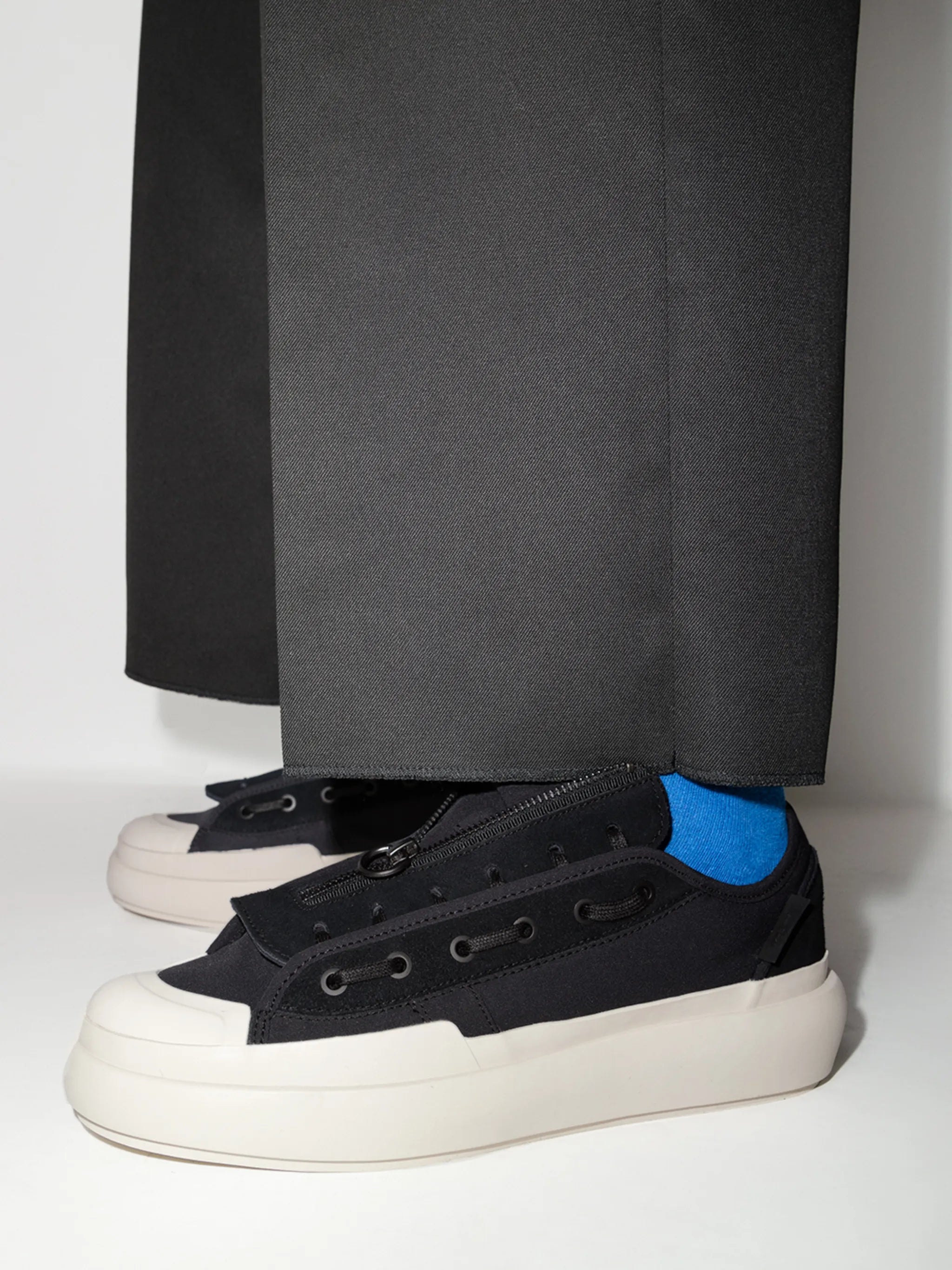 Ajatu Court low-top sneakers