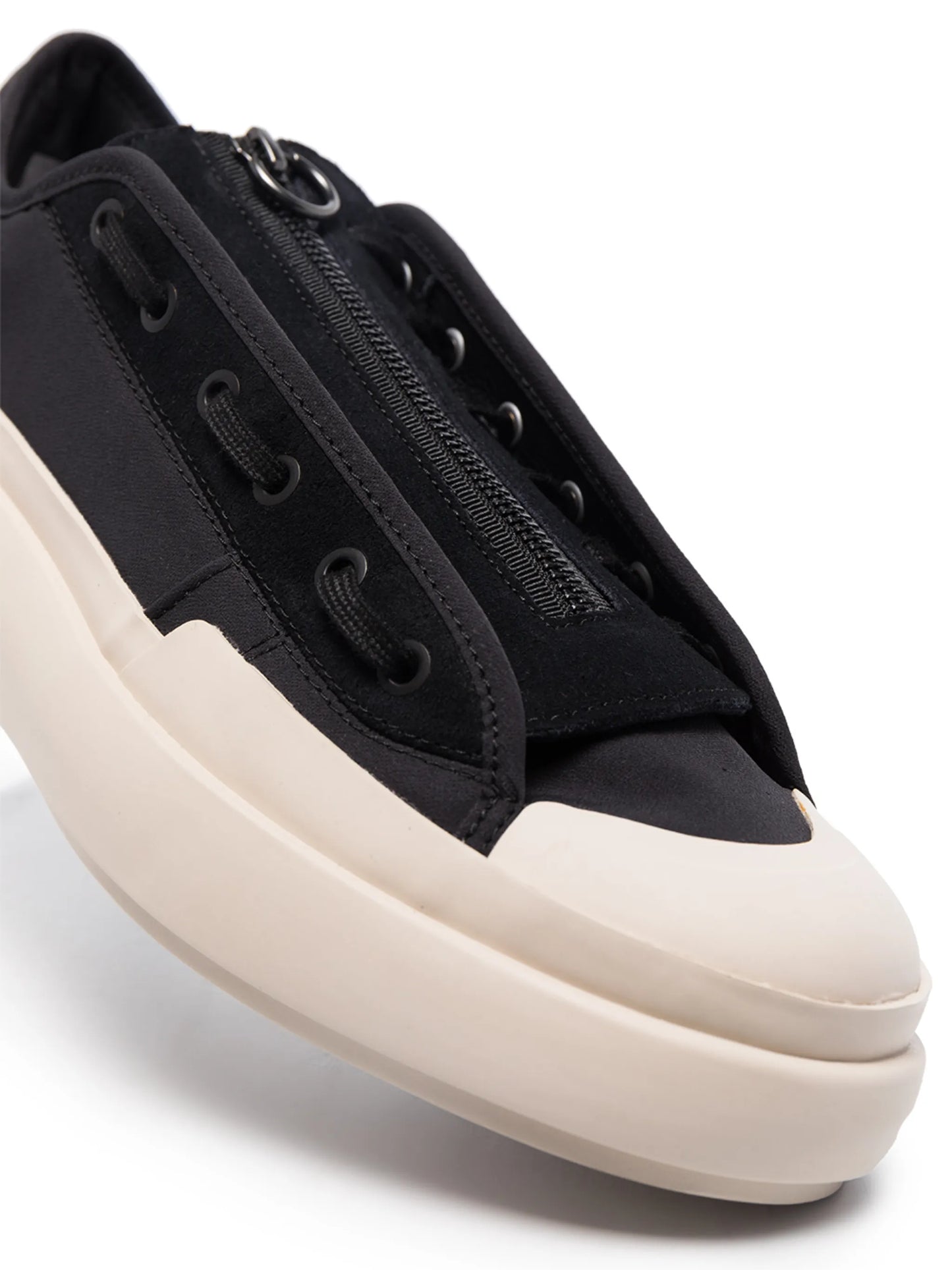 Ajatu Court low-top sneakers