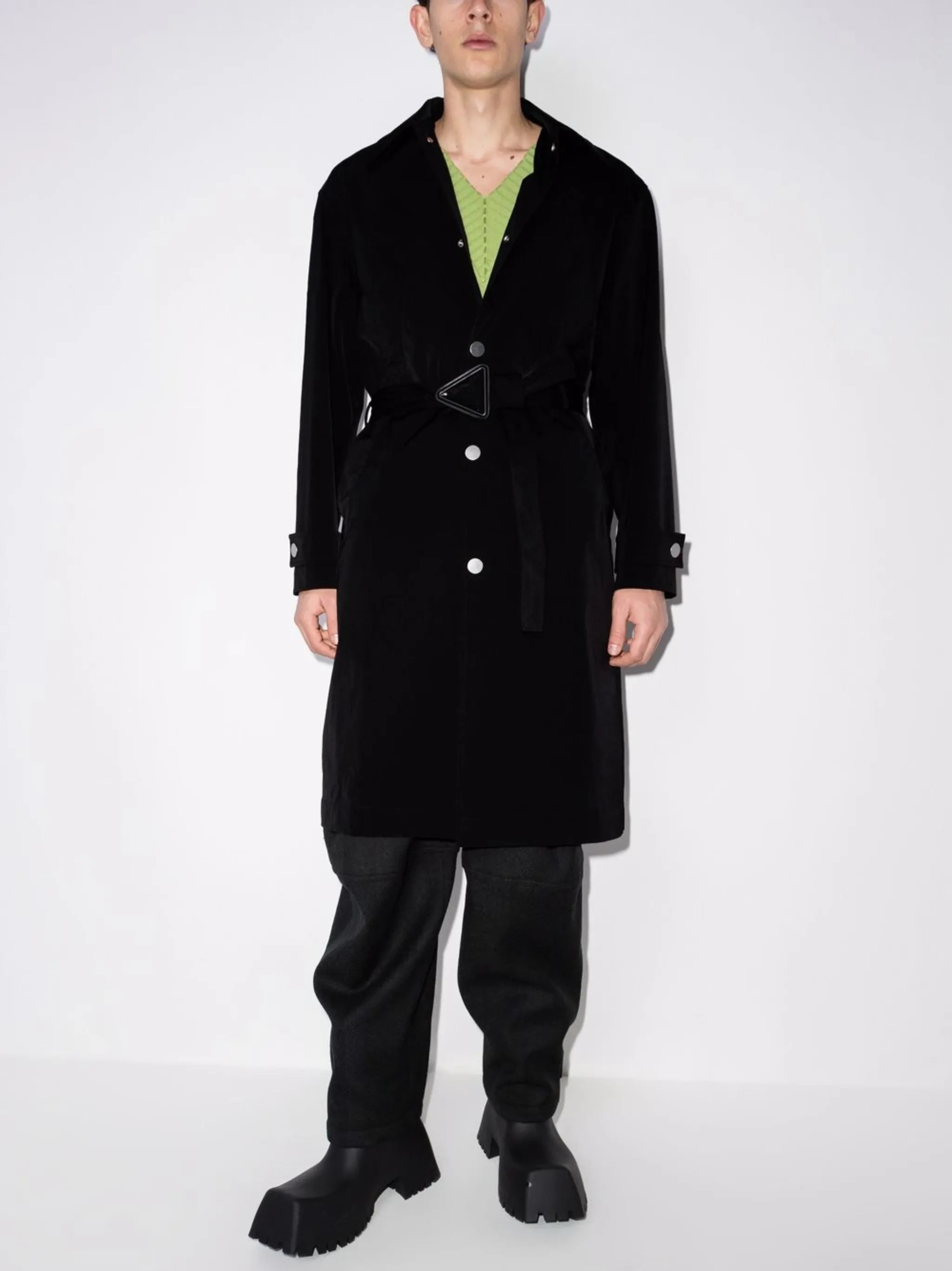 single-breasted trench coat