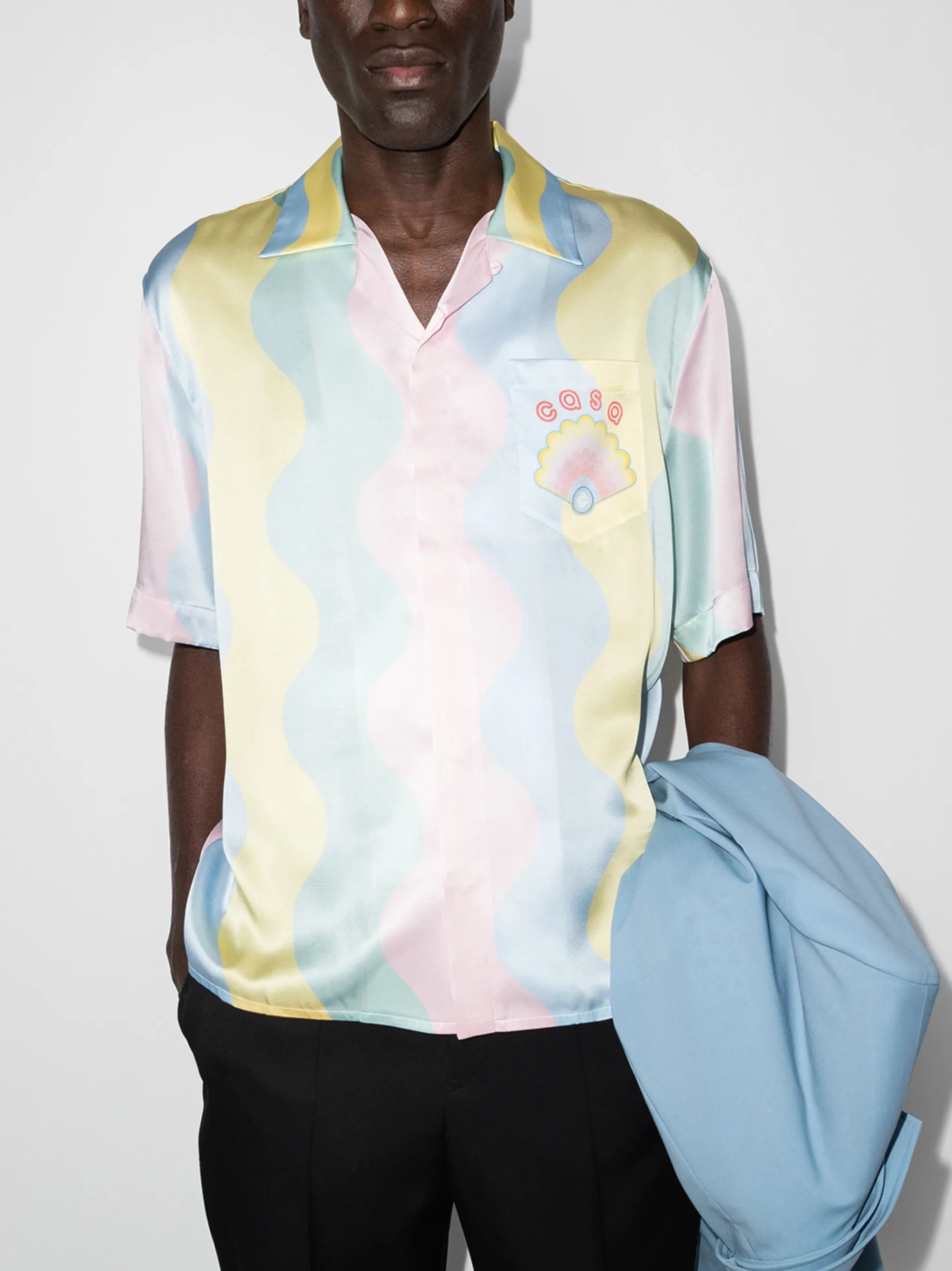wave-print short-sleeved shirt