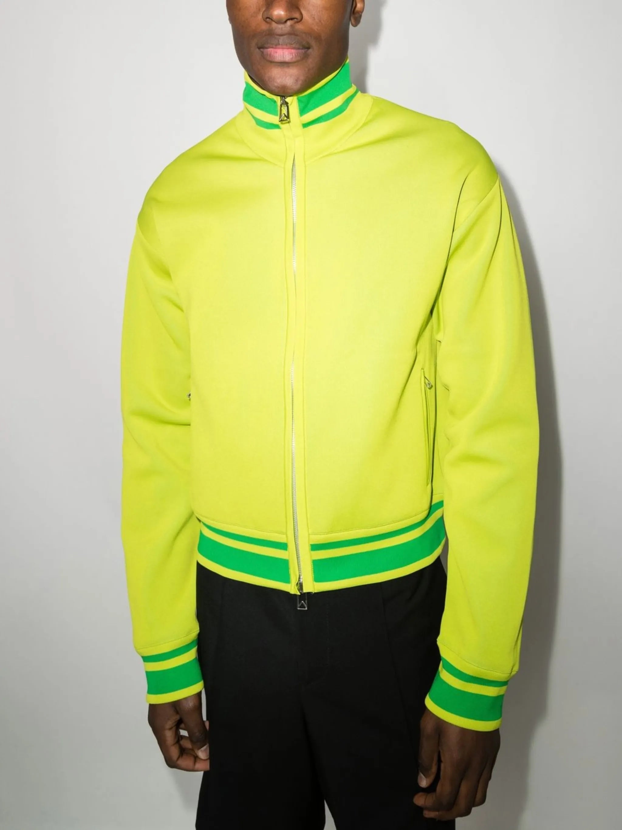 triangle-motif contrasting-trim jacket