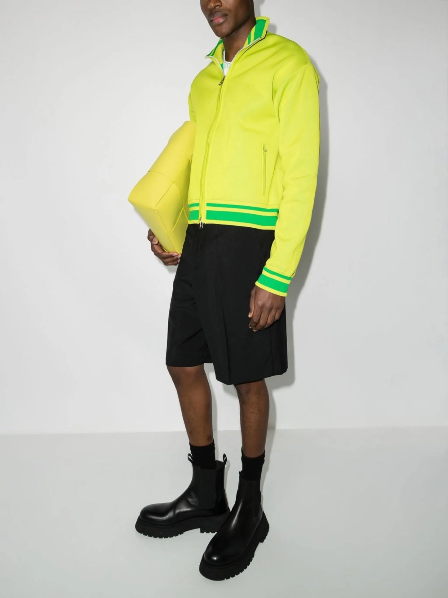 triangle-motif contrasting-trim jacket