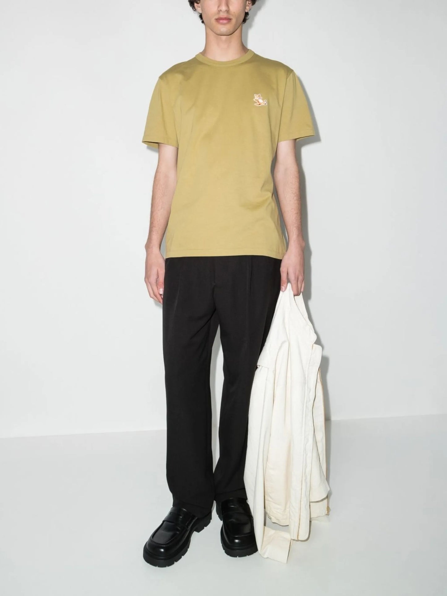 Chillax Fox Patch T-shirt