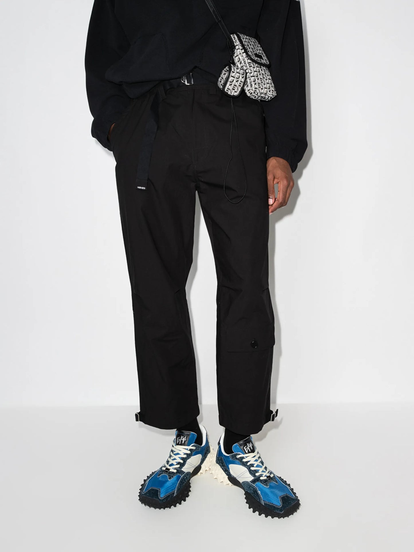 belted straight-leg trousers