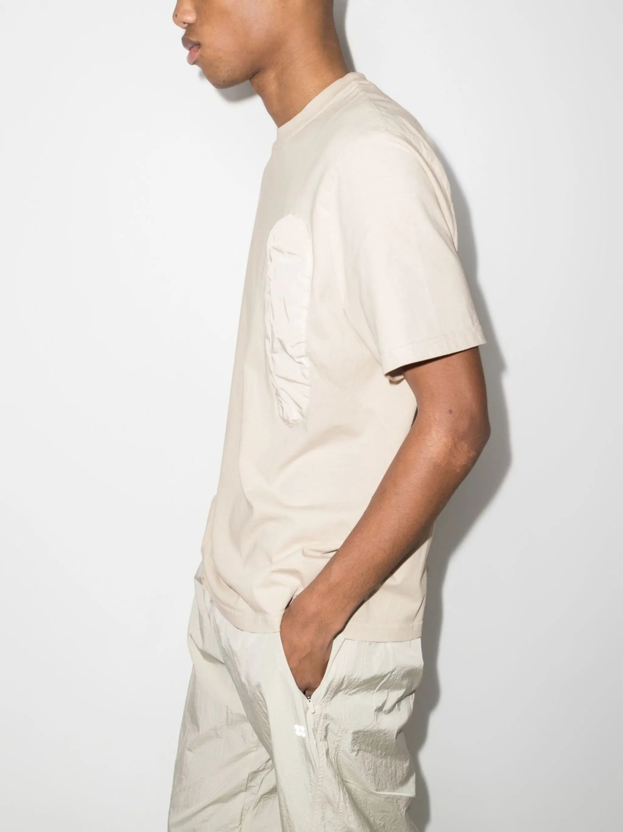 chest-pocket cotton T-shirt