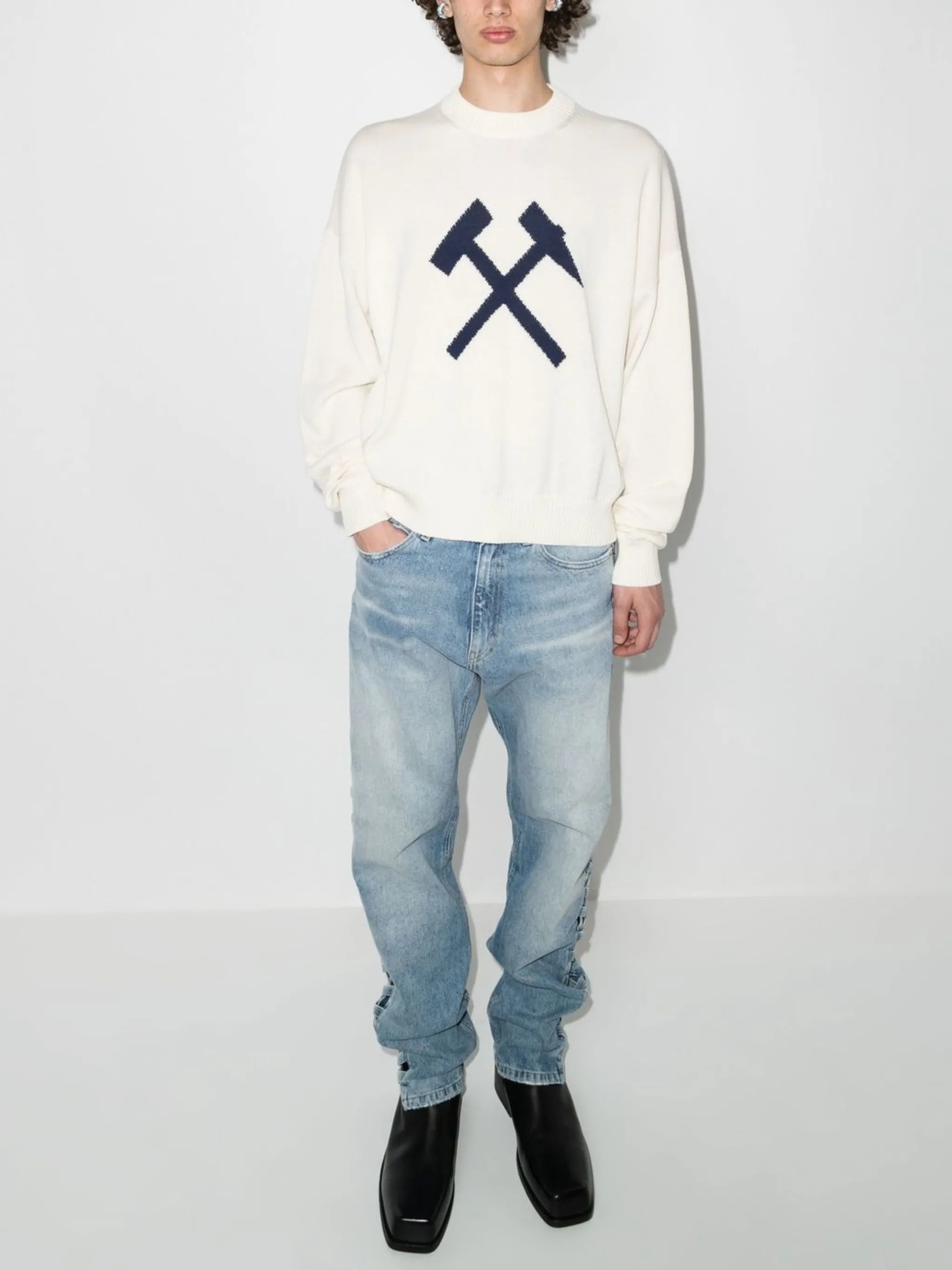 intarsia-logo crew-neck jumper