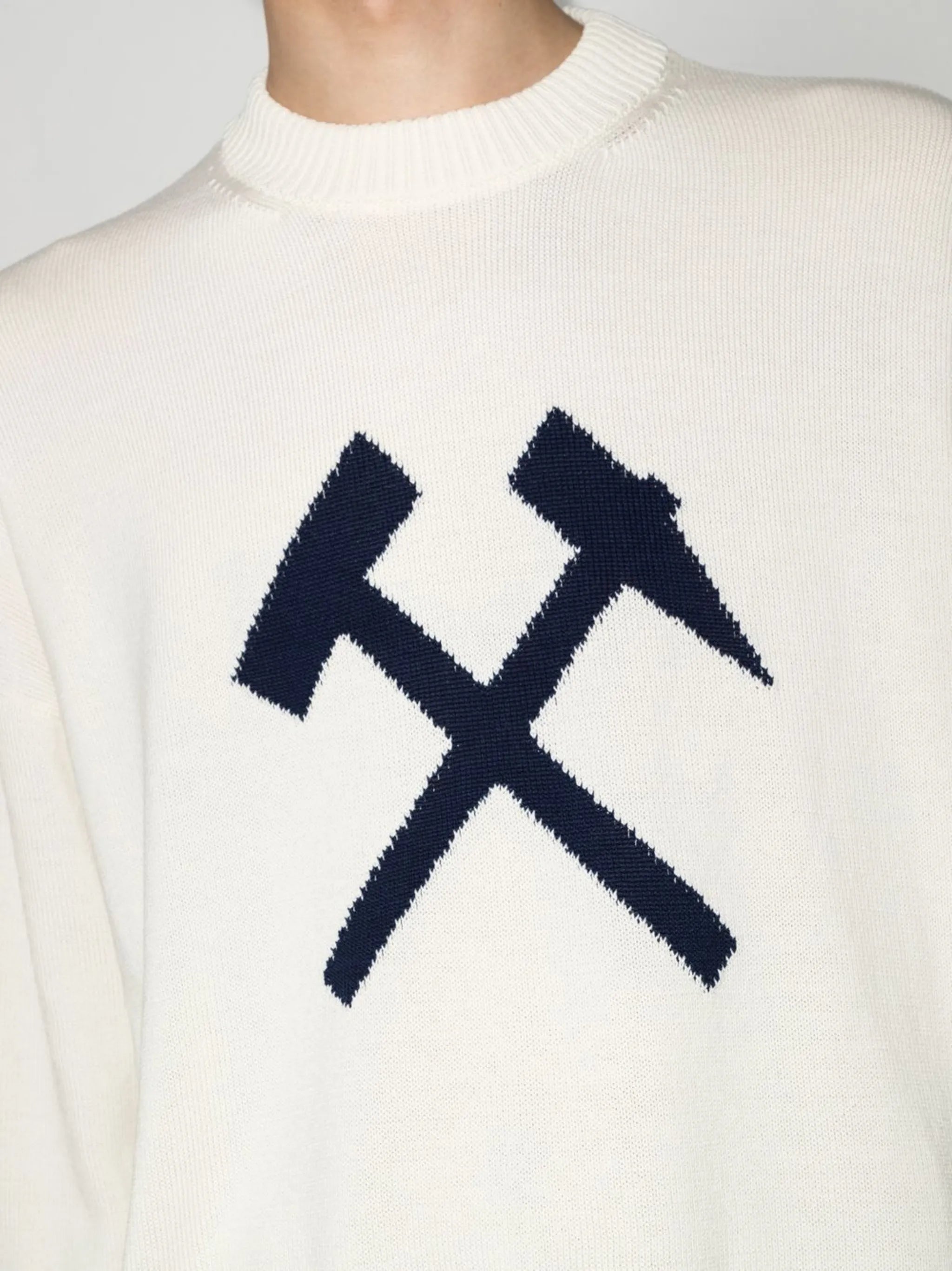 intarsia-logo crew-neck jumper