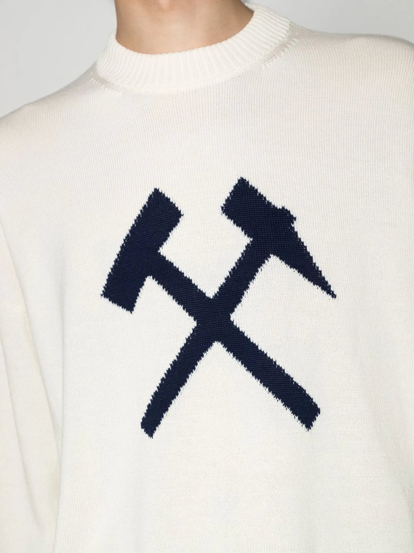 intarsia-logo crew-neck jumper