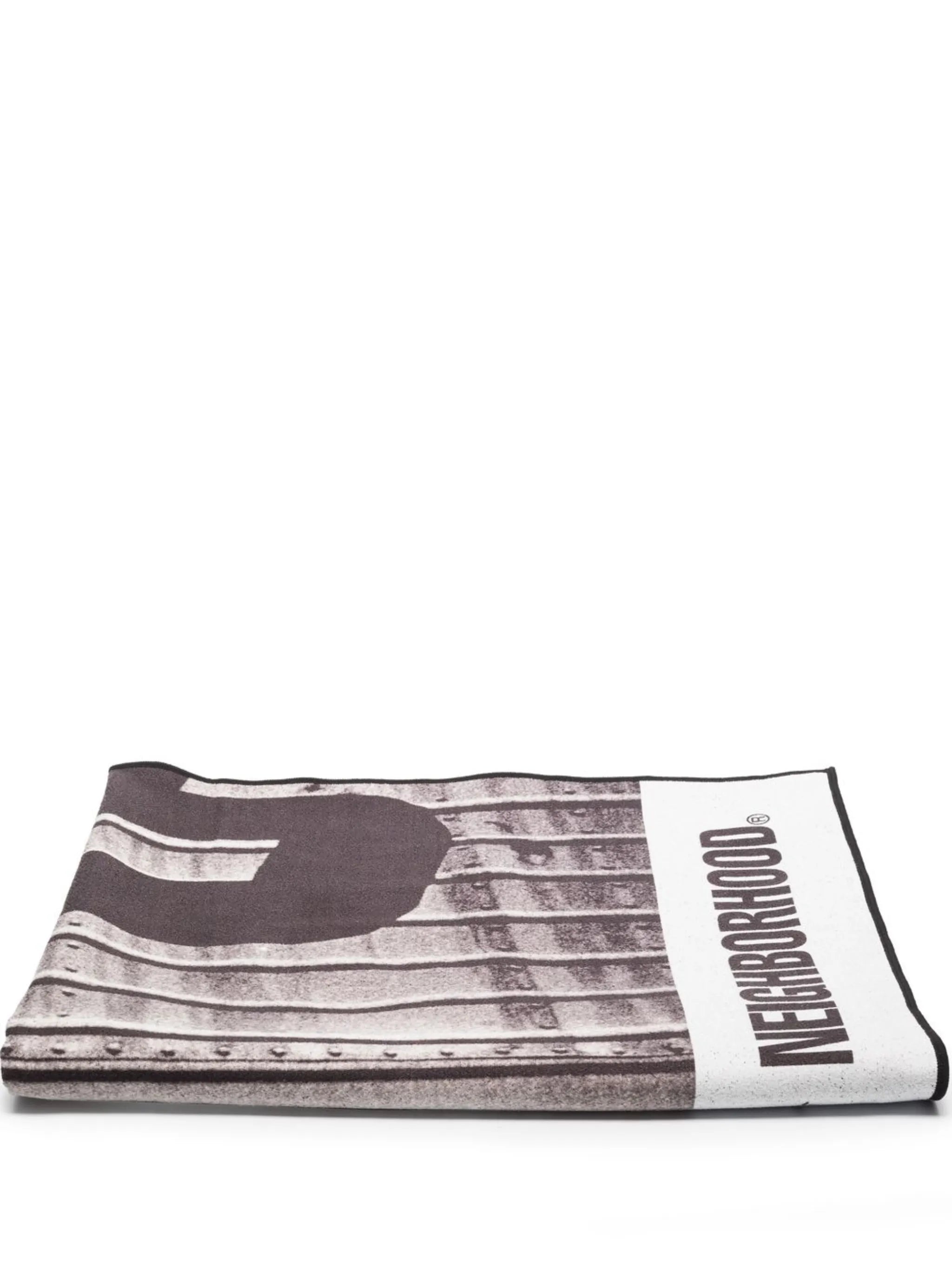 x Nomadix car-print lightweight towel