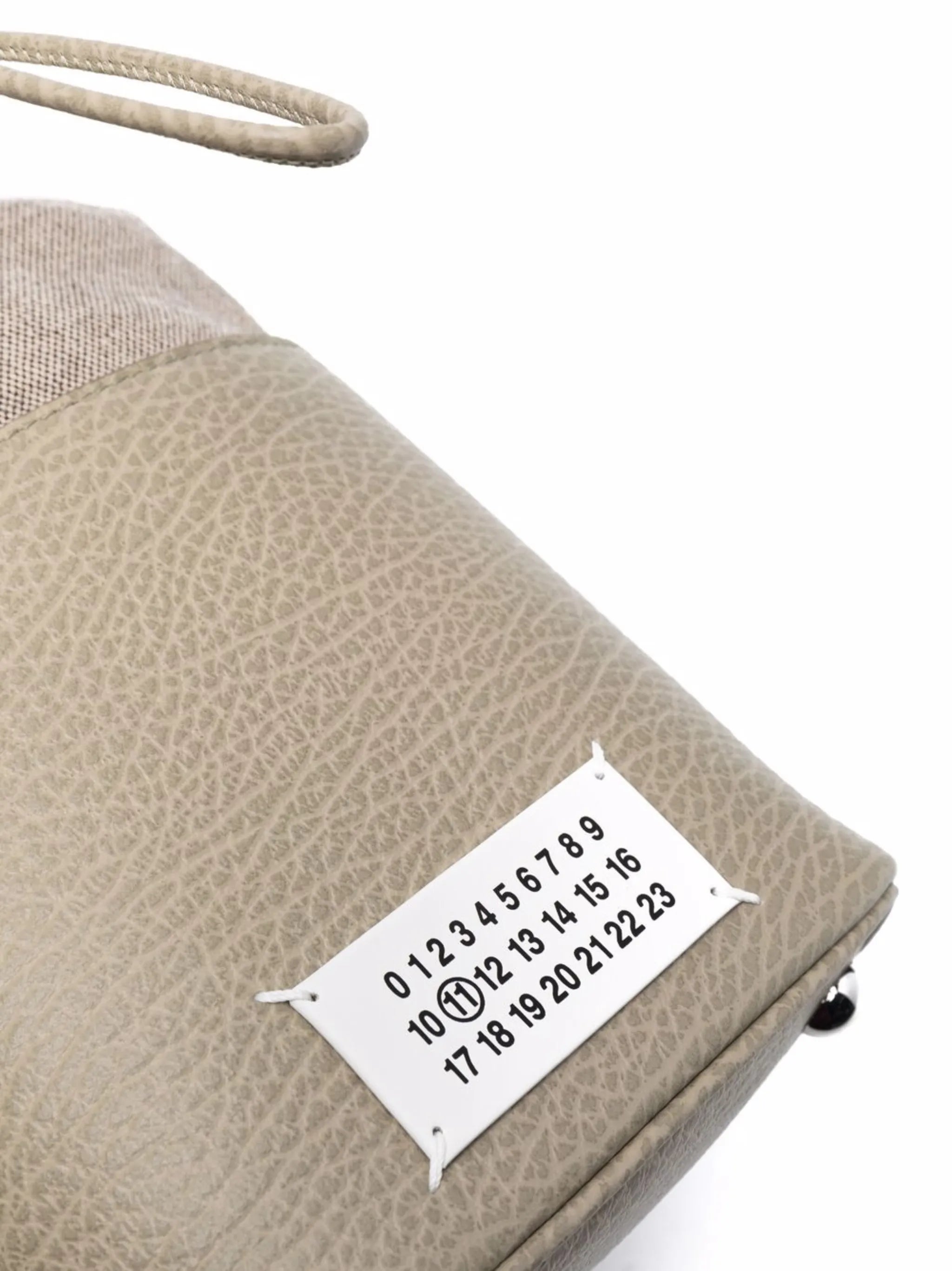 small 5AC bucket bag