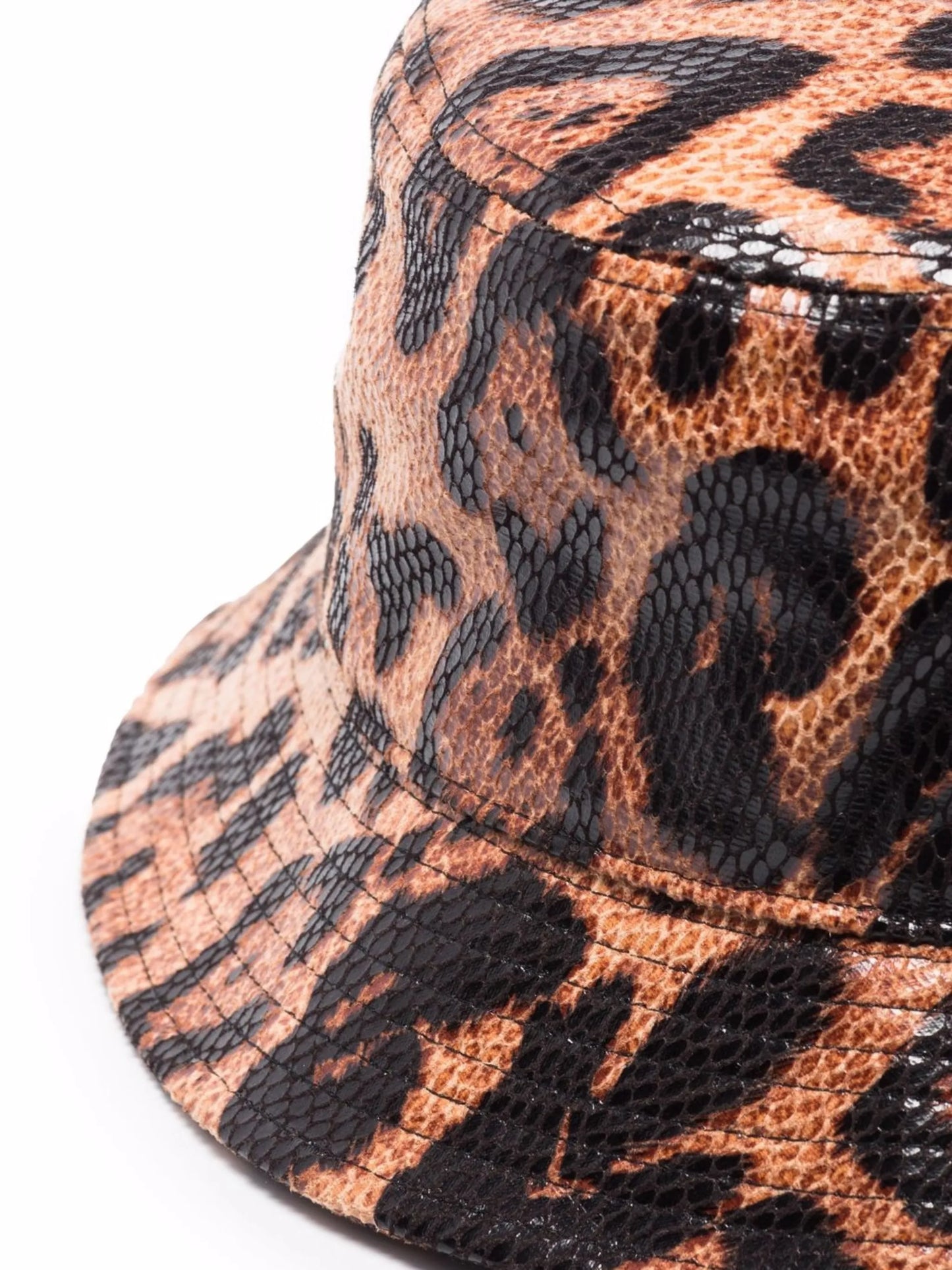 Vida leopard print bucket hat