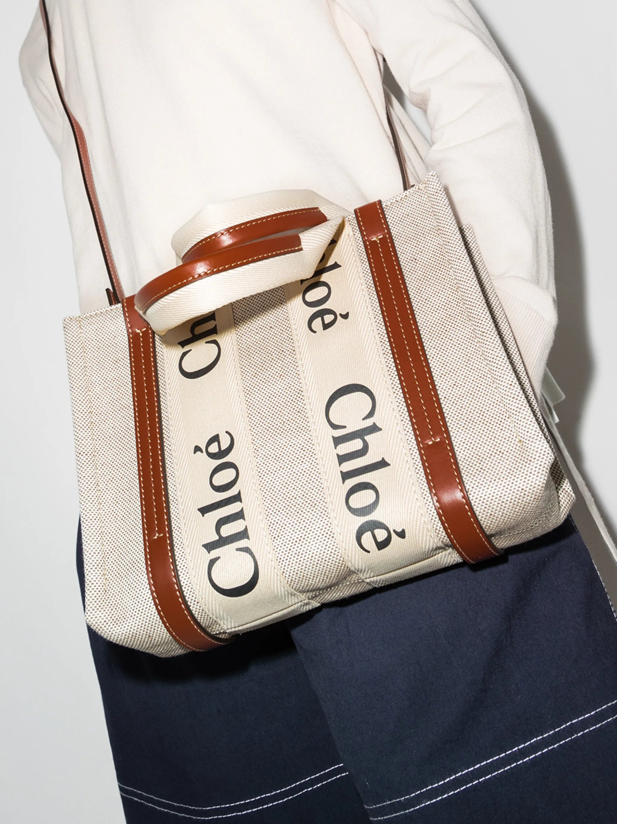 Woody logo tote bag