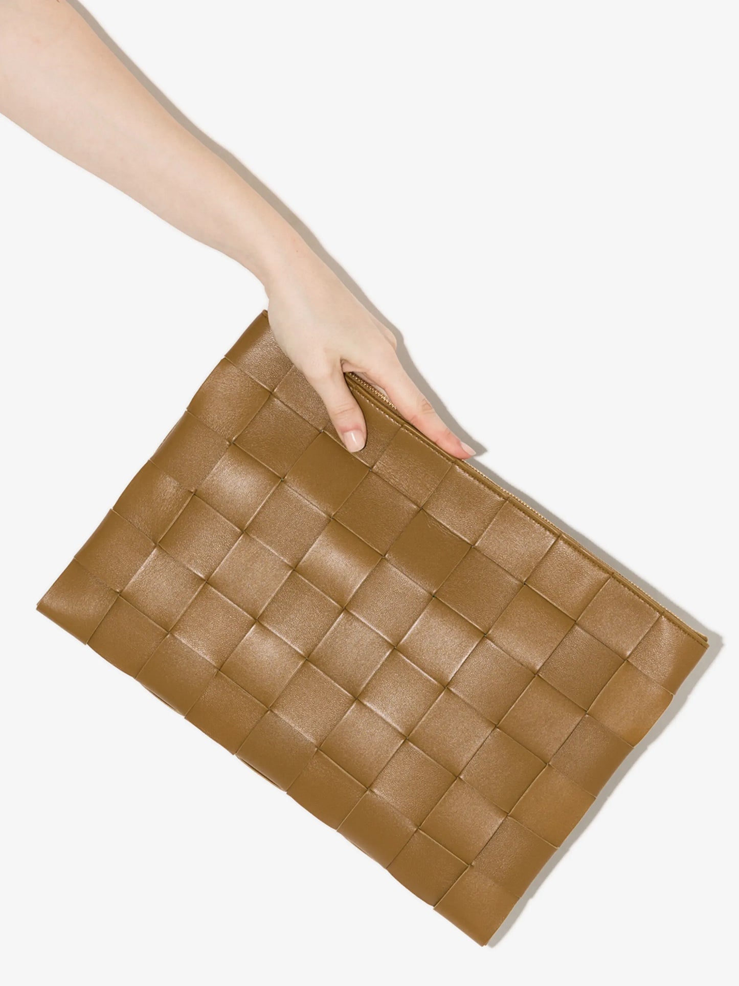 Intrecciato leather pouch