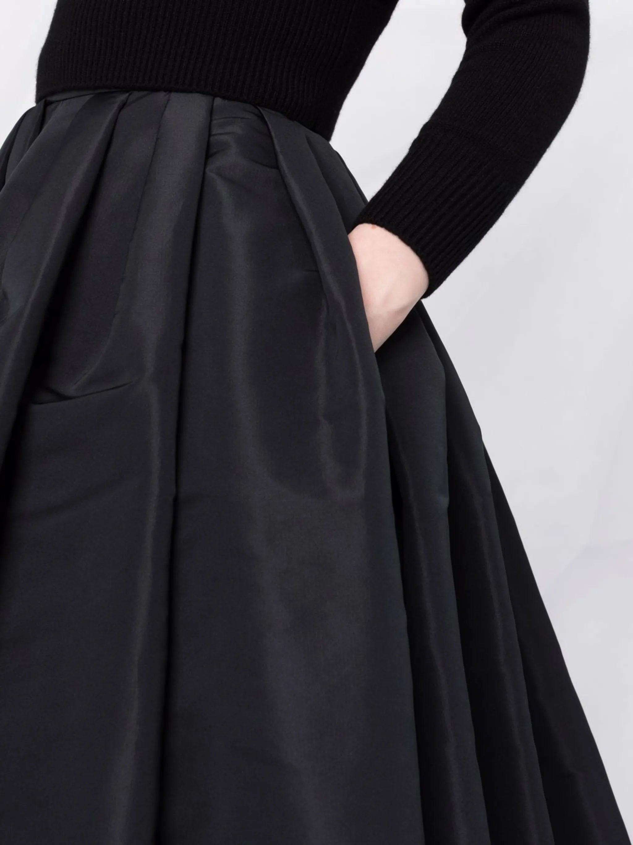 high-waisted full skirt