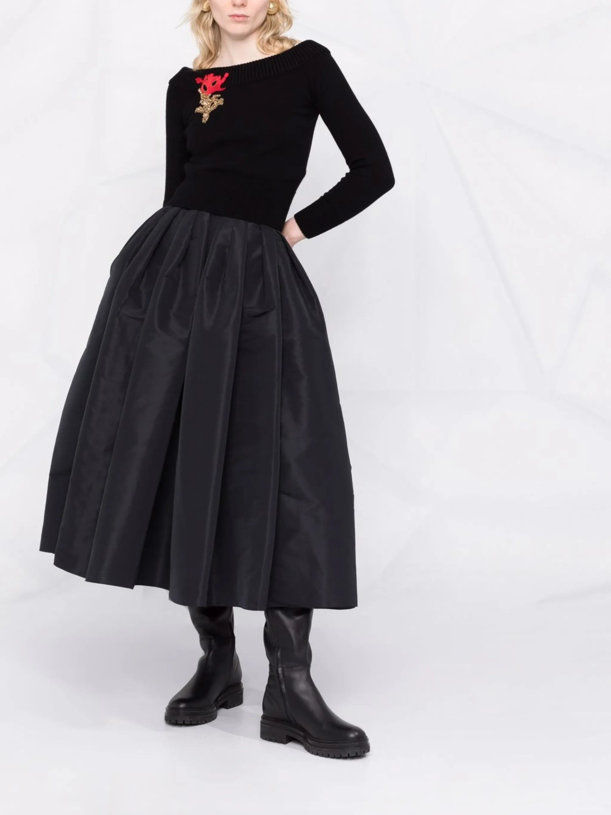 high-waisted full skirt