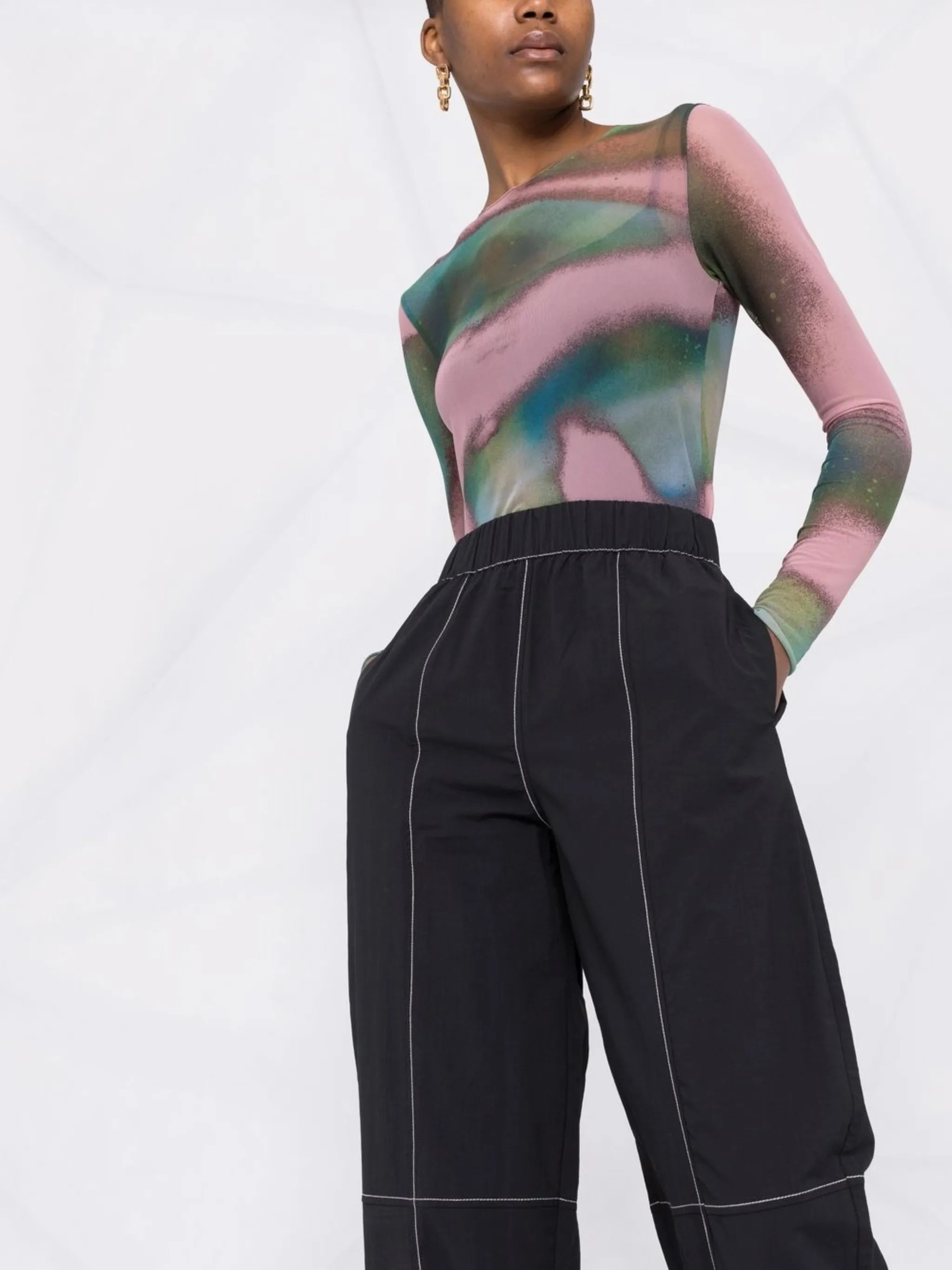 contrast-stitching straight trousers