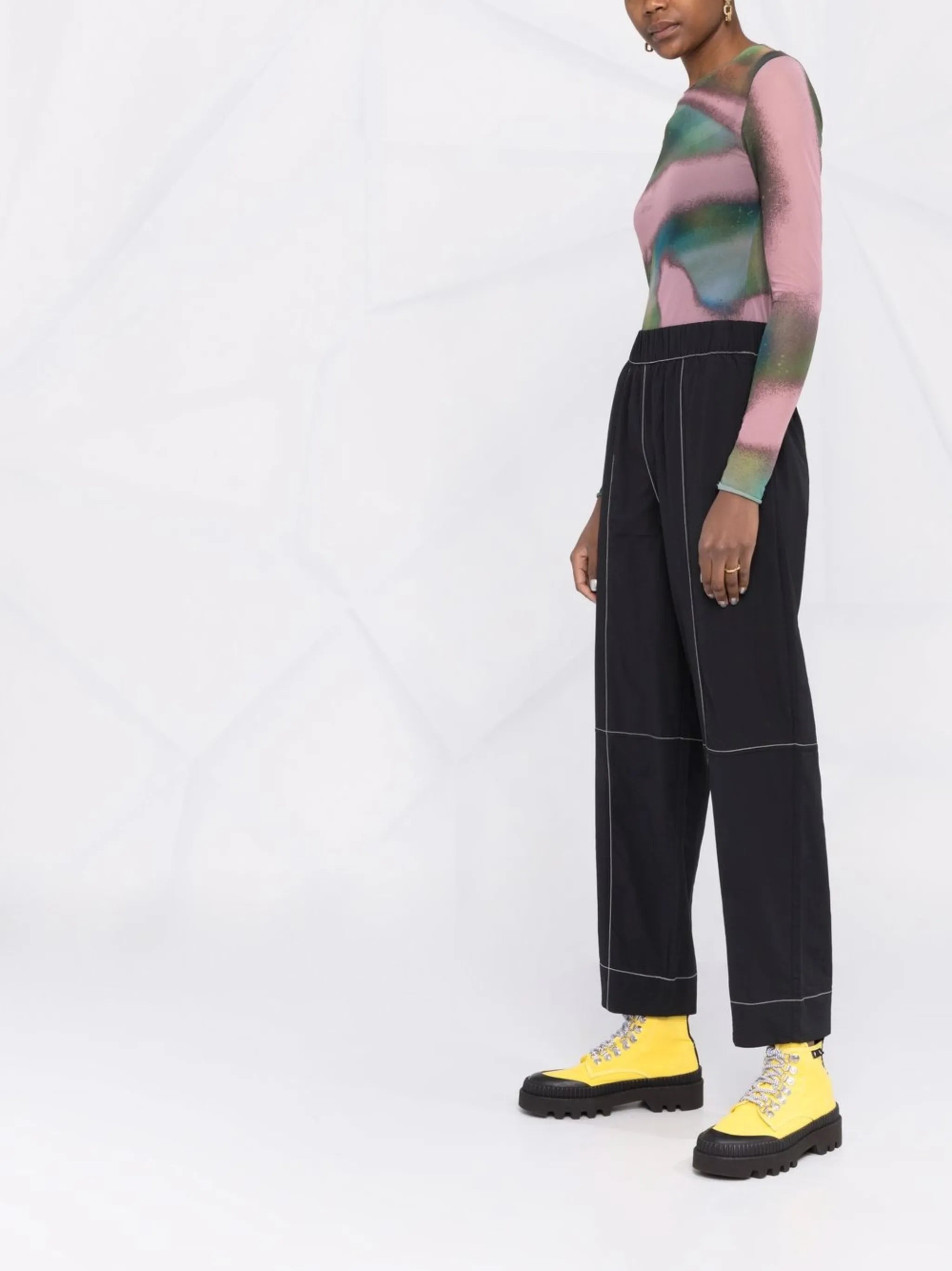 contrast-stitching straight trousers