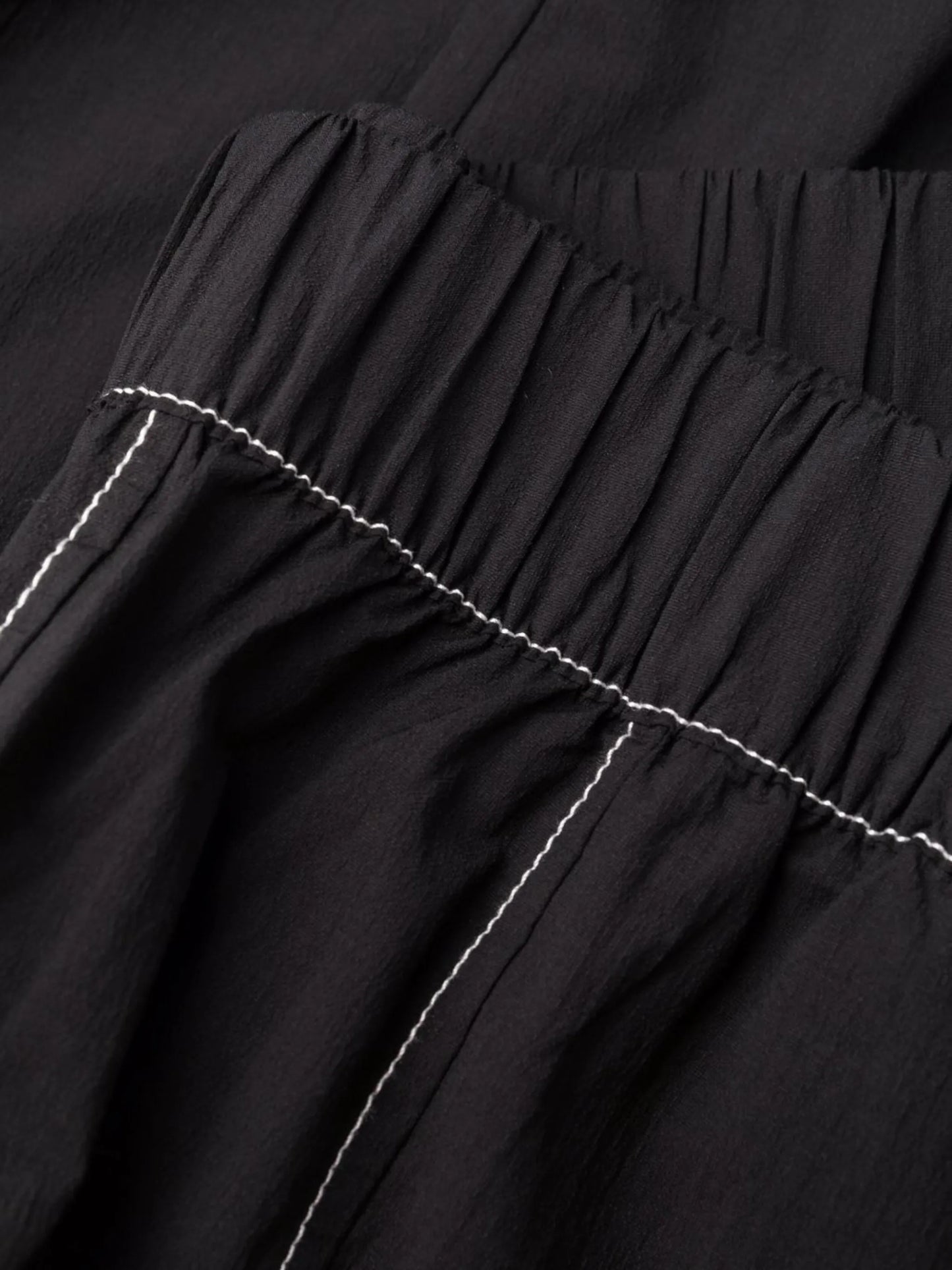 contrast-stitching straight trousers