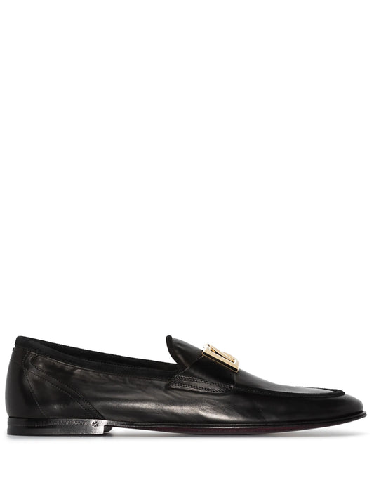 DG-plaque leather loafers