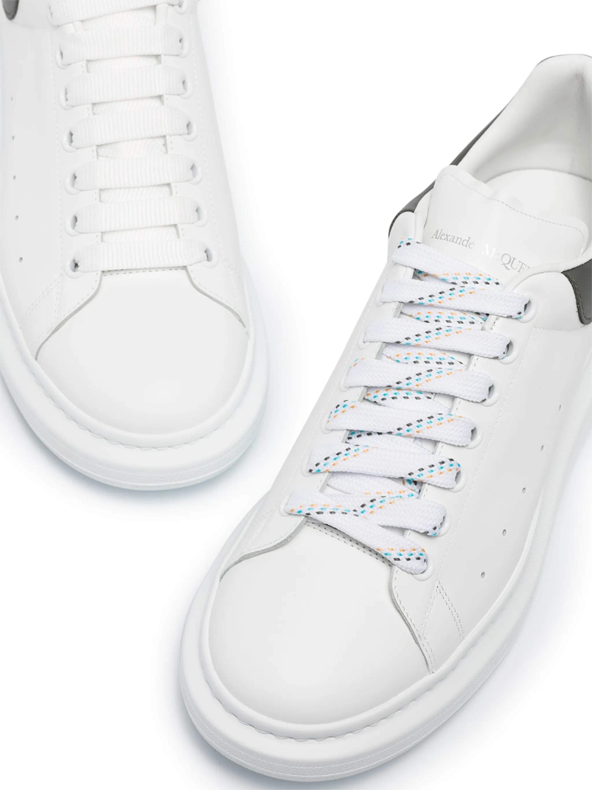 Oversized low-top sneakers